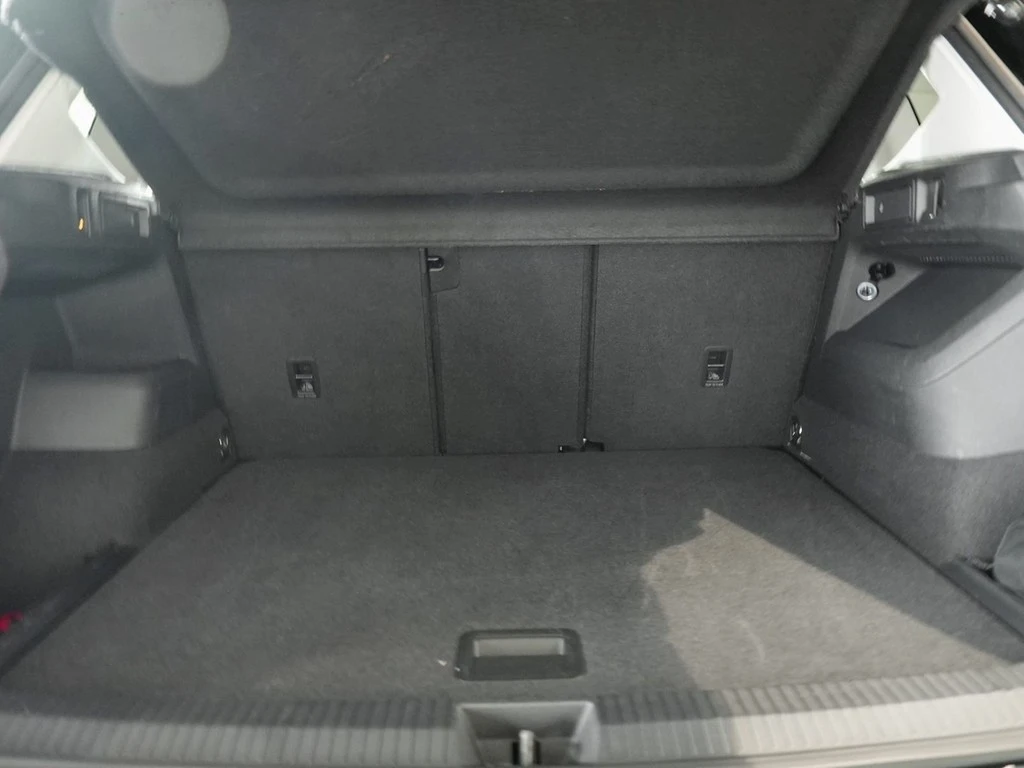 Volkswagen-Tiguan-image-5