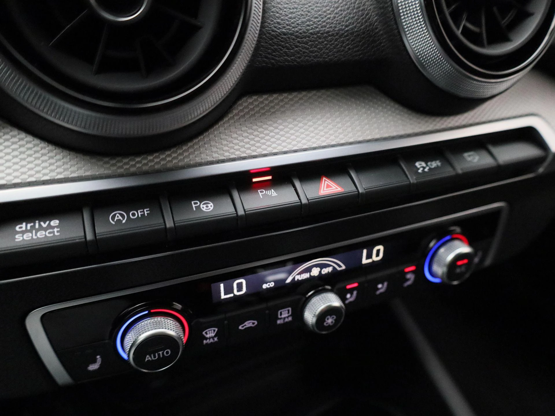 Audi-Q2-image-30
