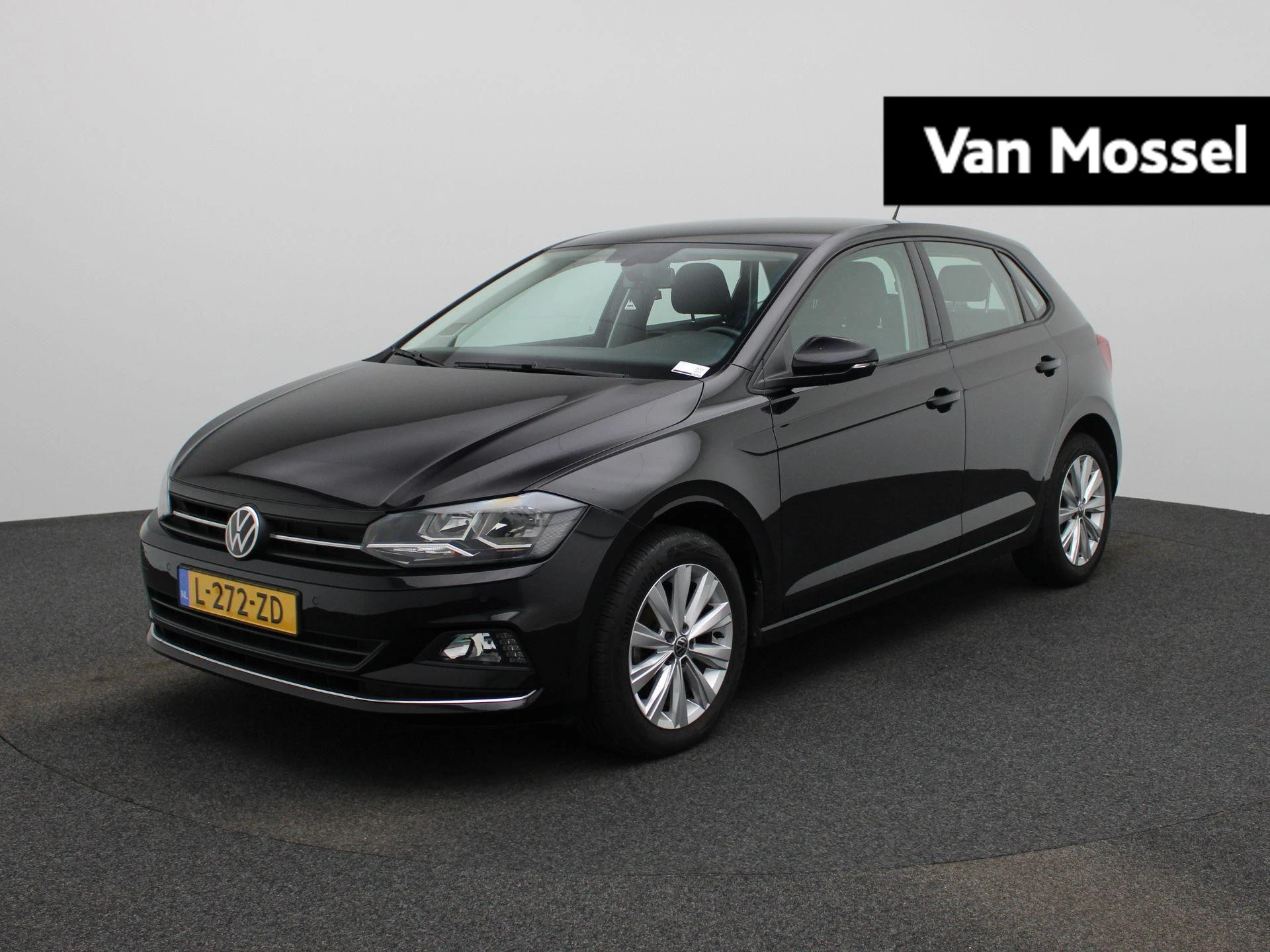 Volkswagen-Polo-image-0