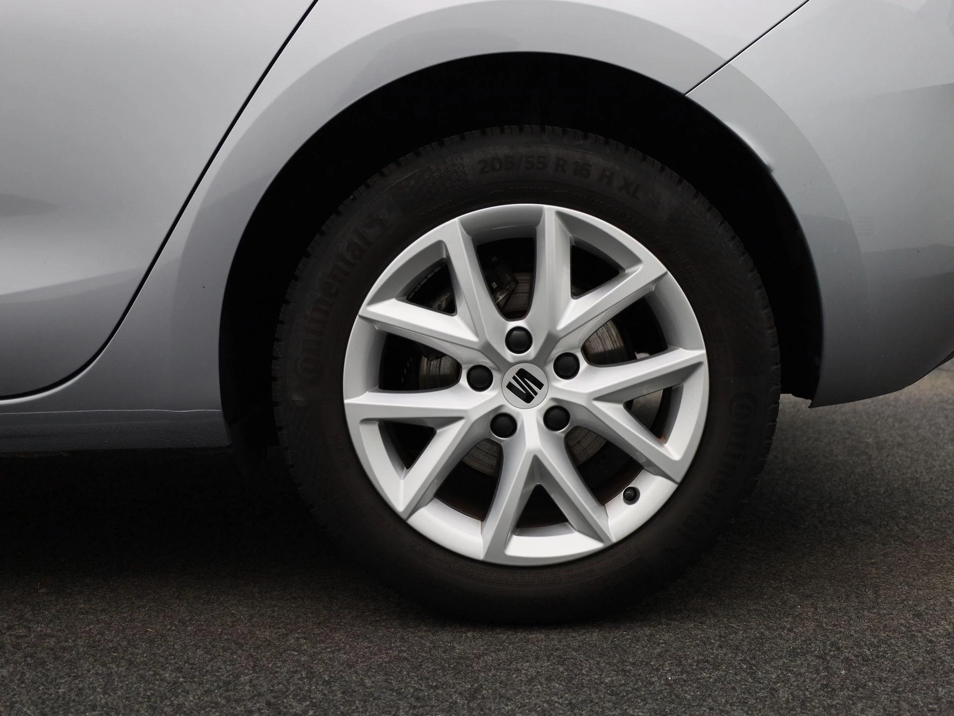 SEAT-Leon-image-12
