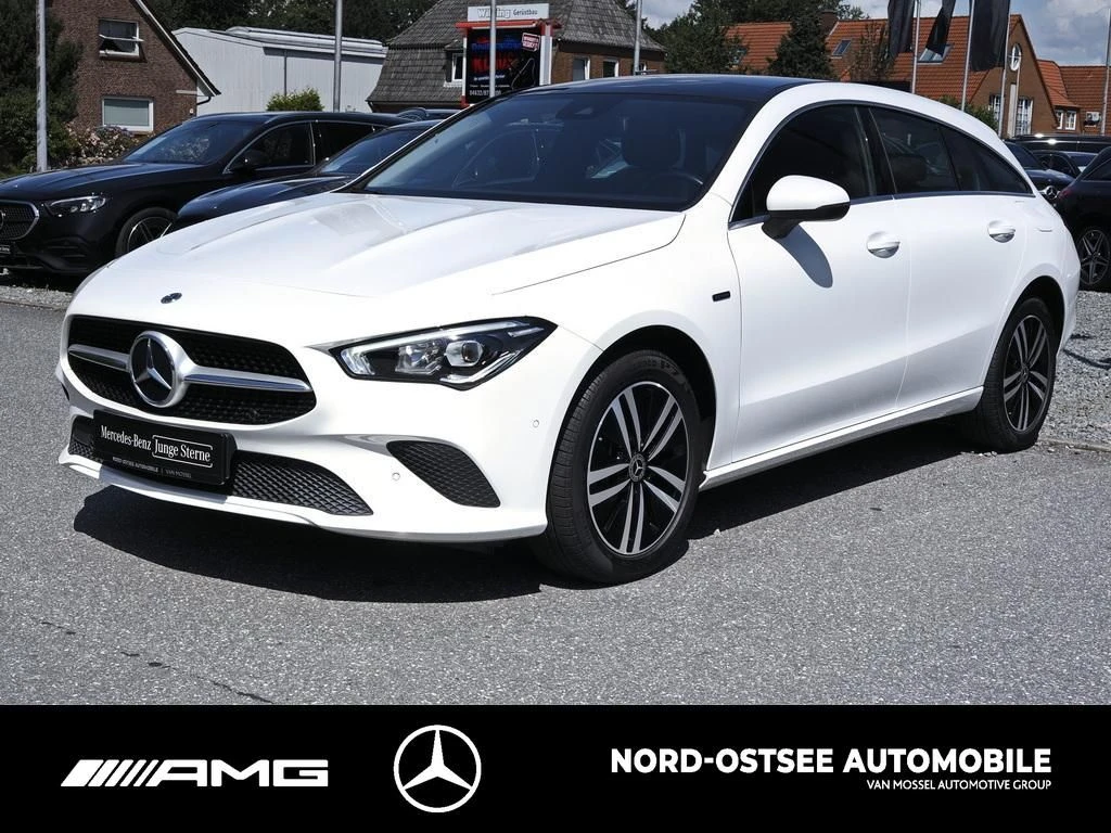Mercedes-Benz CLA 250 e SB KAMERA PANO TEMPOMAT LED SITZH
