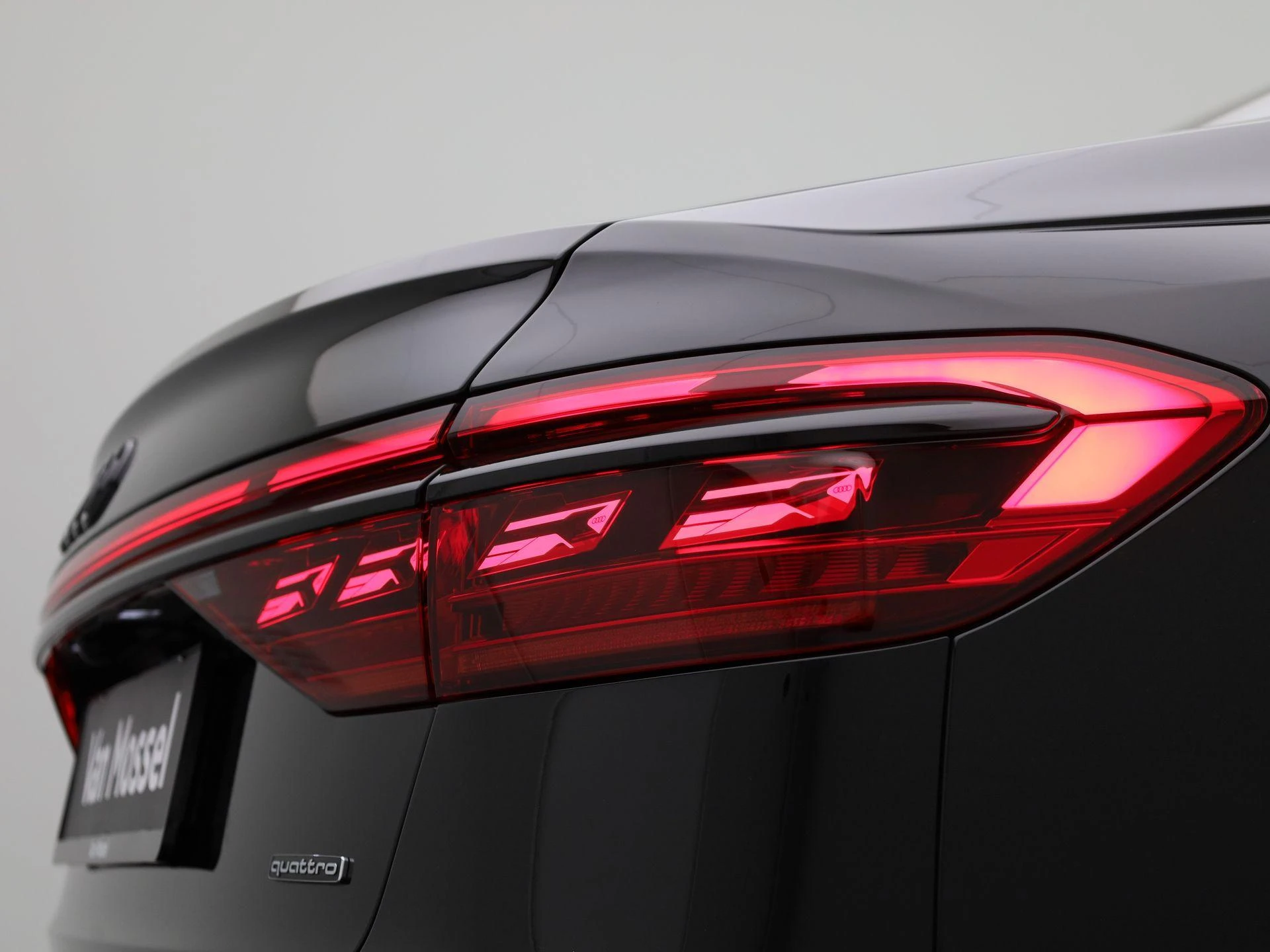 Audi-A8-image-60