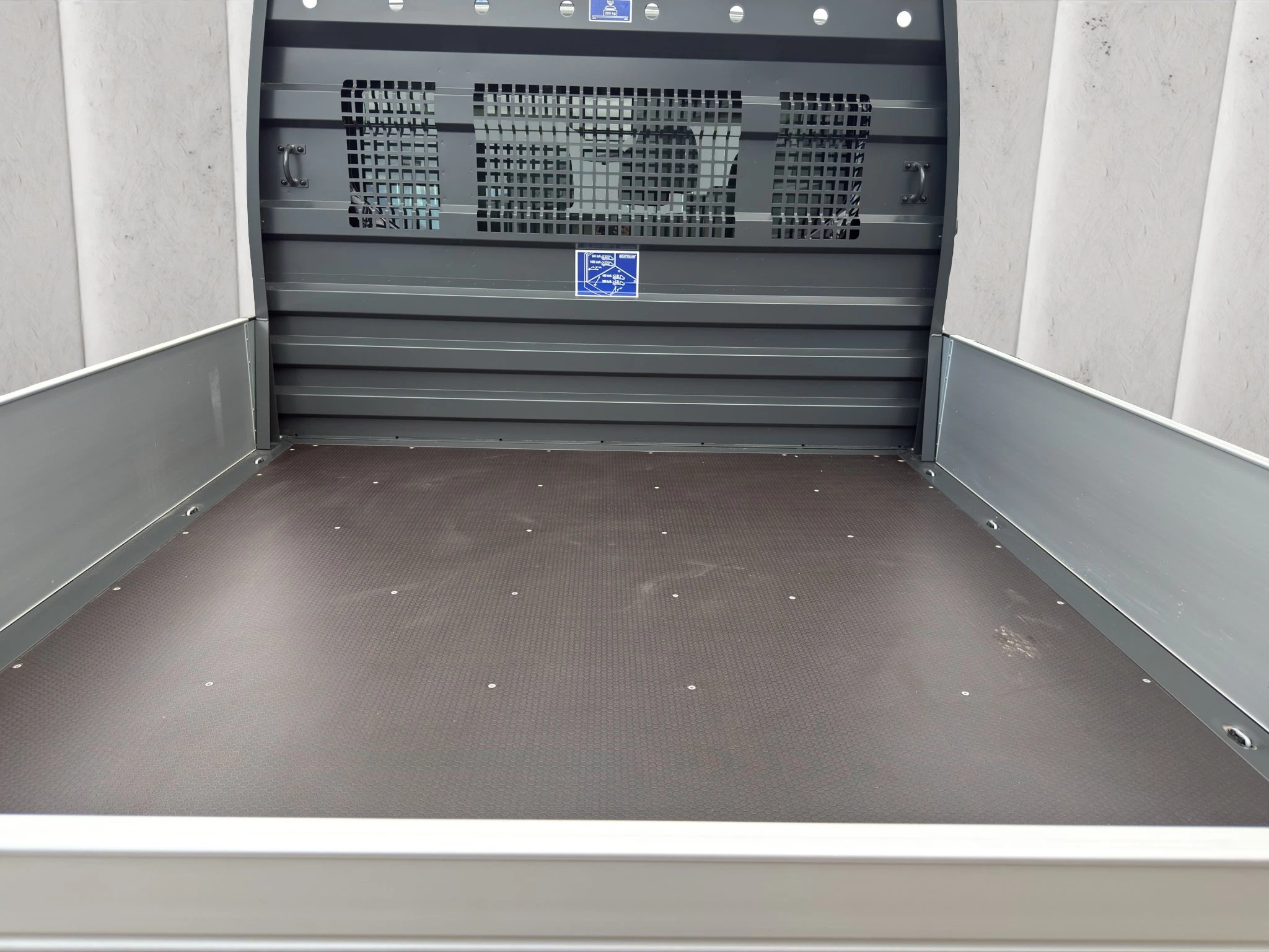 Ford Transit 350 L2 Fahrgestell Doppelkabine Basis Pritsche
