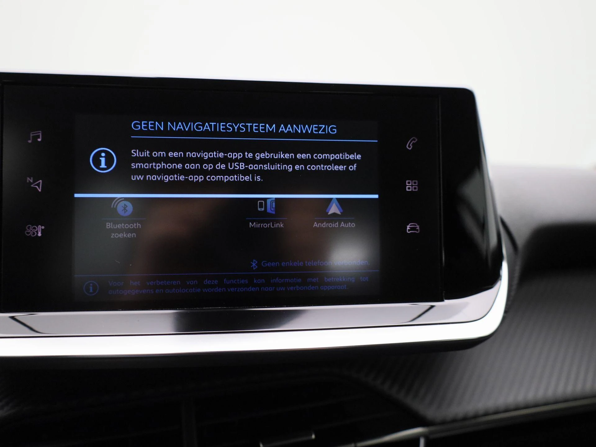 Peugeot-208-image-17