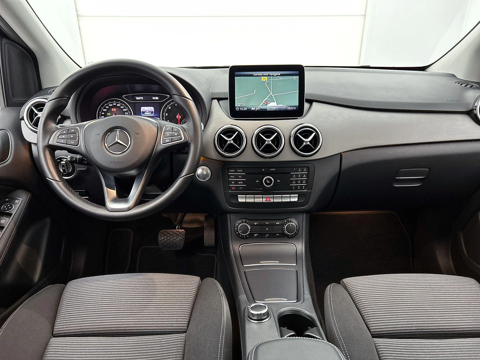 Mercedes-Benz B-Klasse 180 Ambition