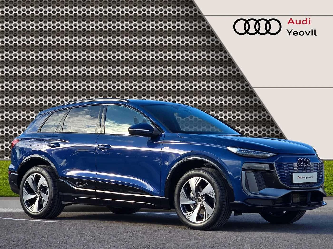 Audi-Q6 e-tron-image-18