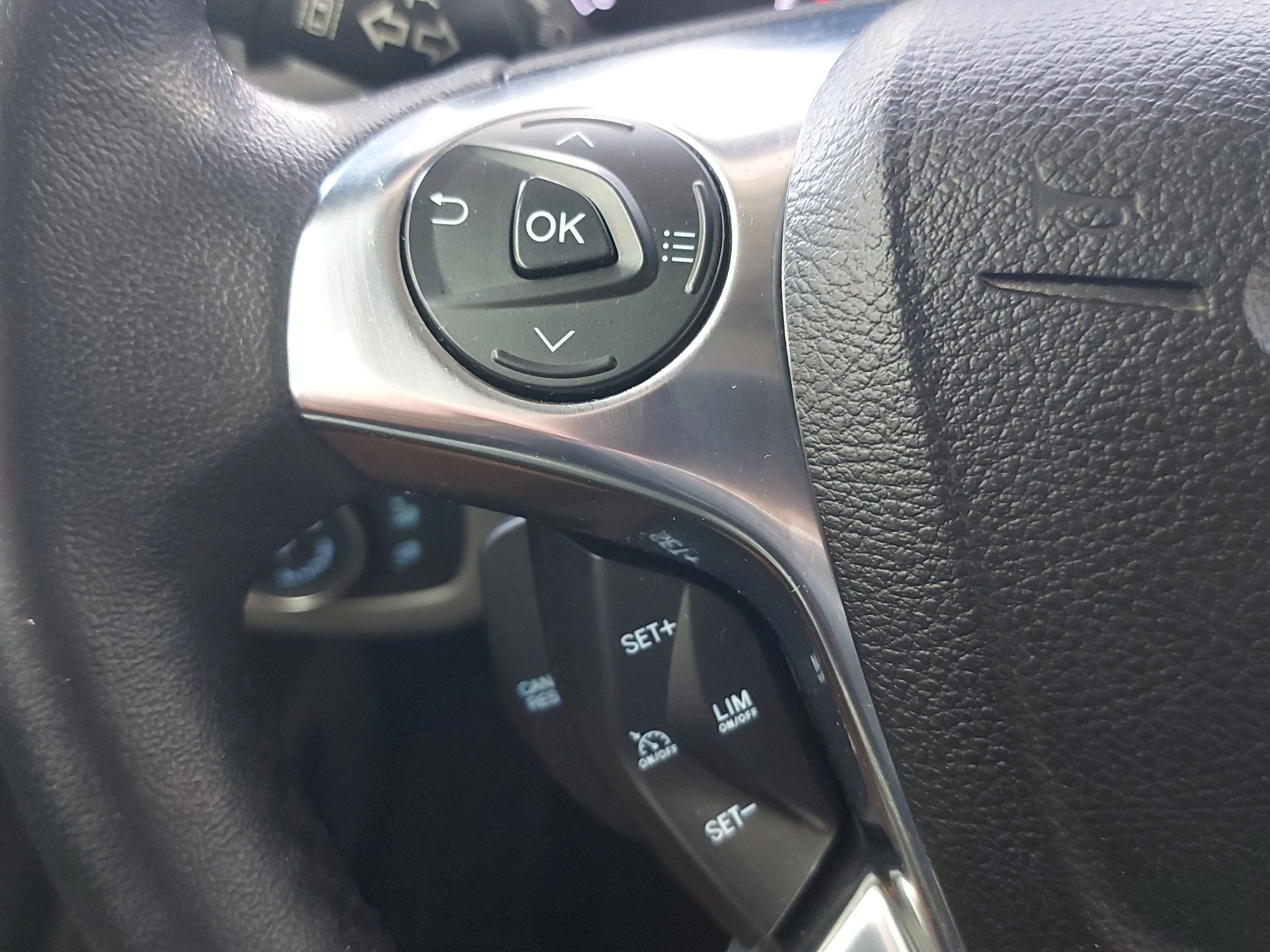 Ford-Tourneo Connect-image-23