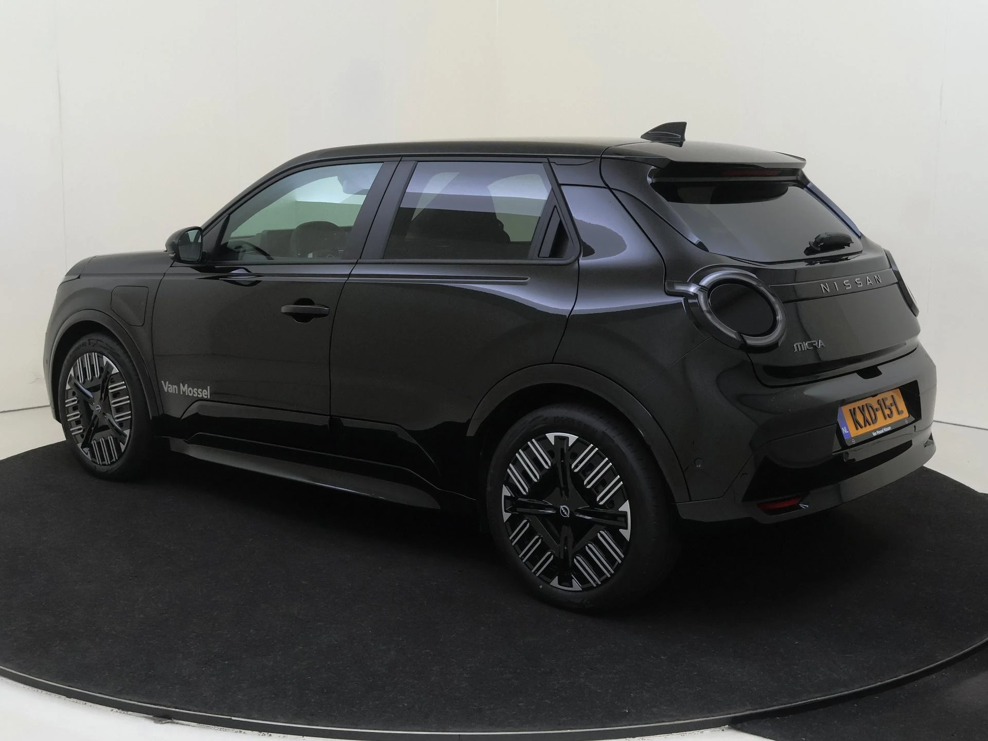 Nissan-Micra-image-2