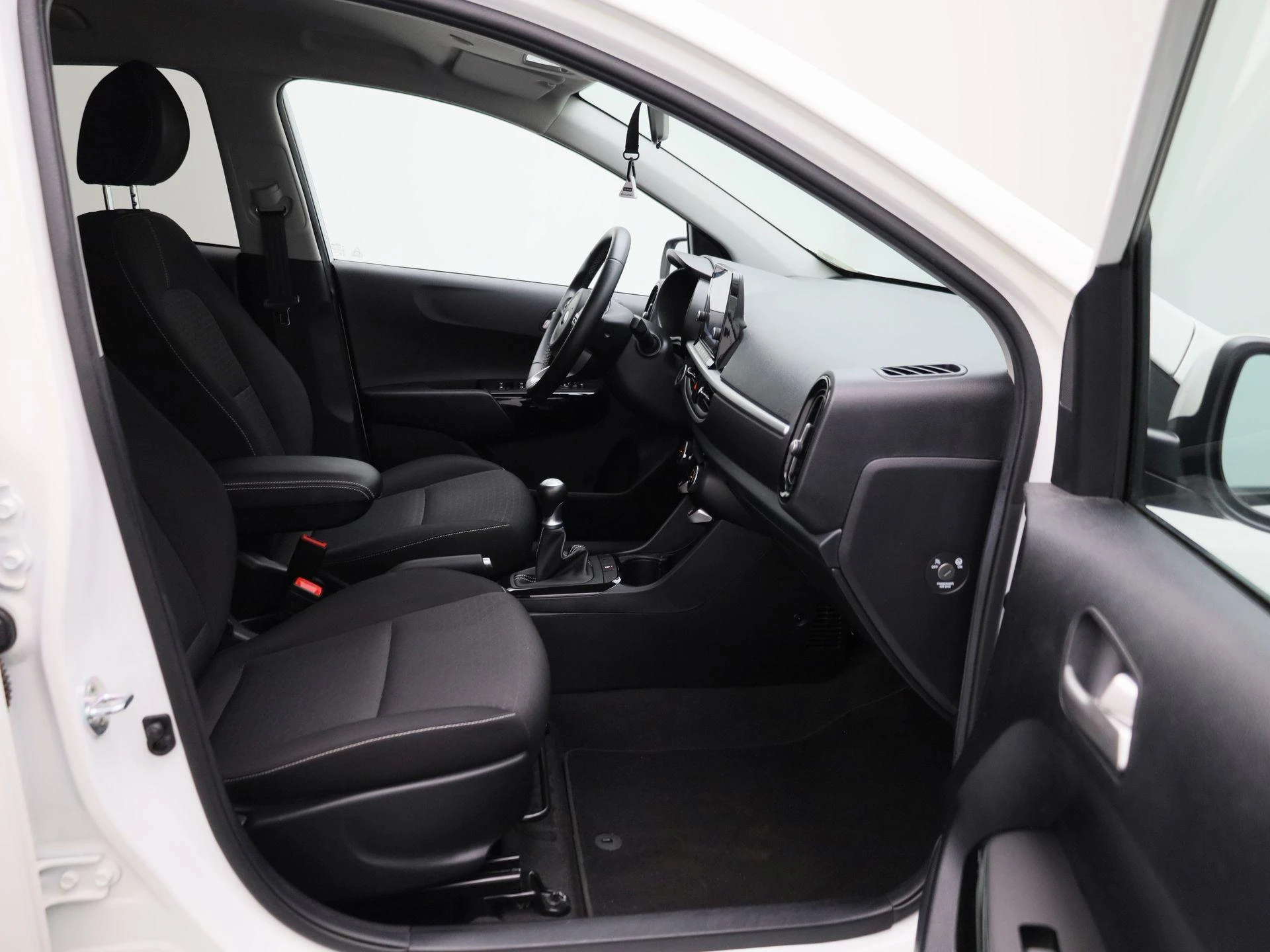 Kia-Picanto-image-32
