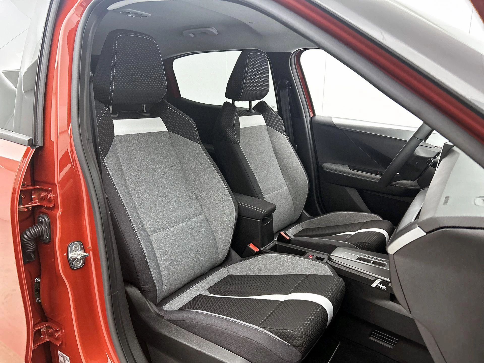 Opel-Frontera-image-35