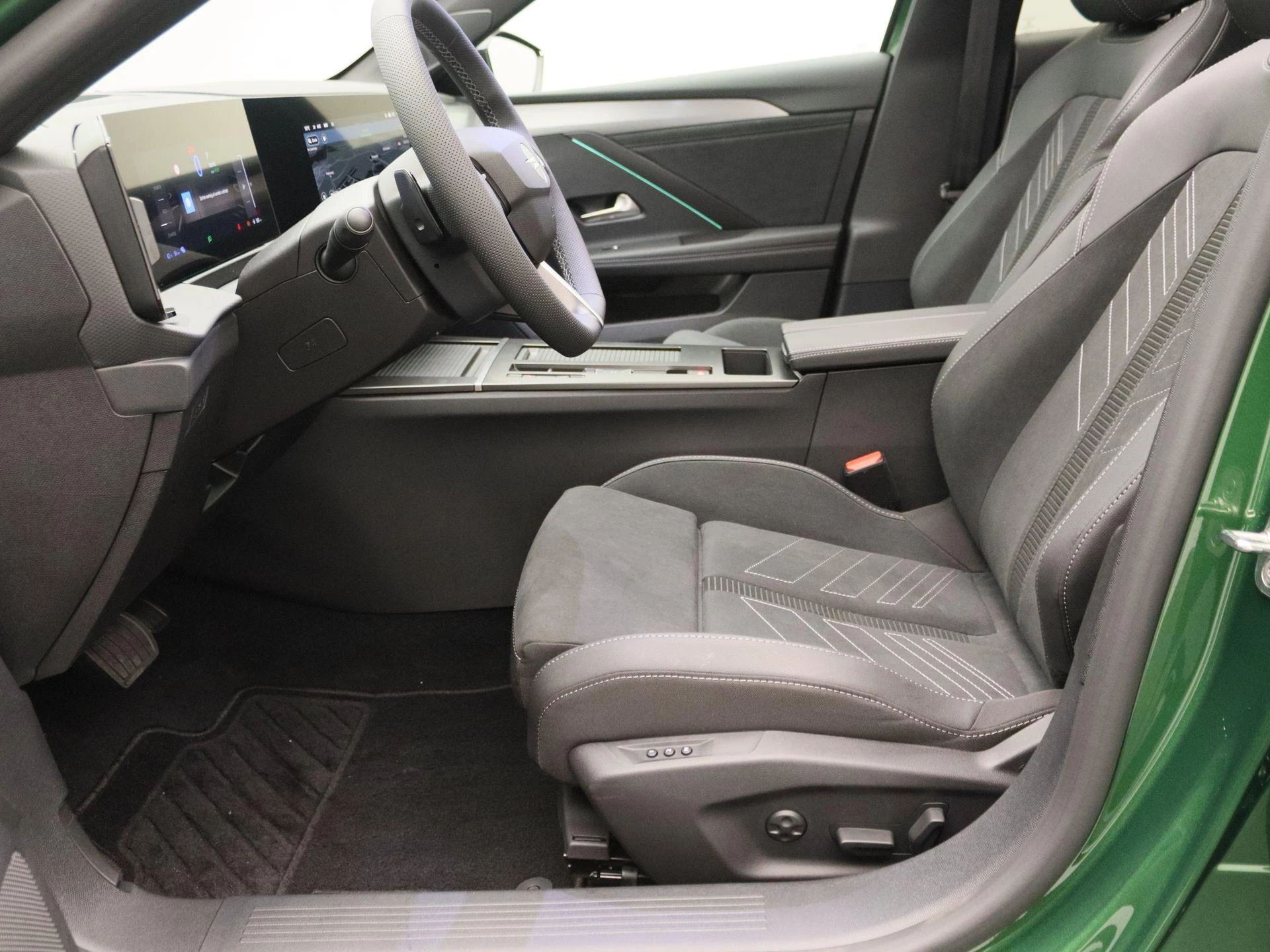 Opel-Astra-image-16