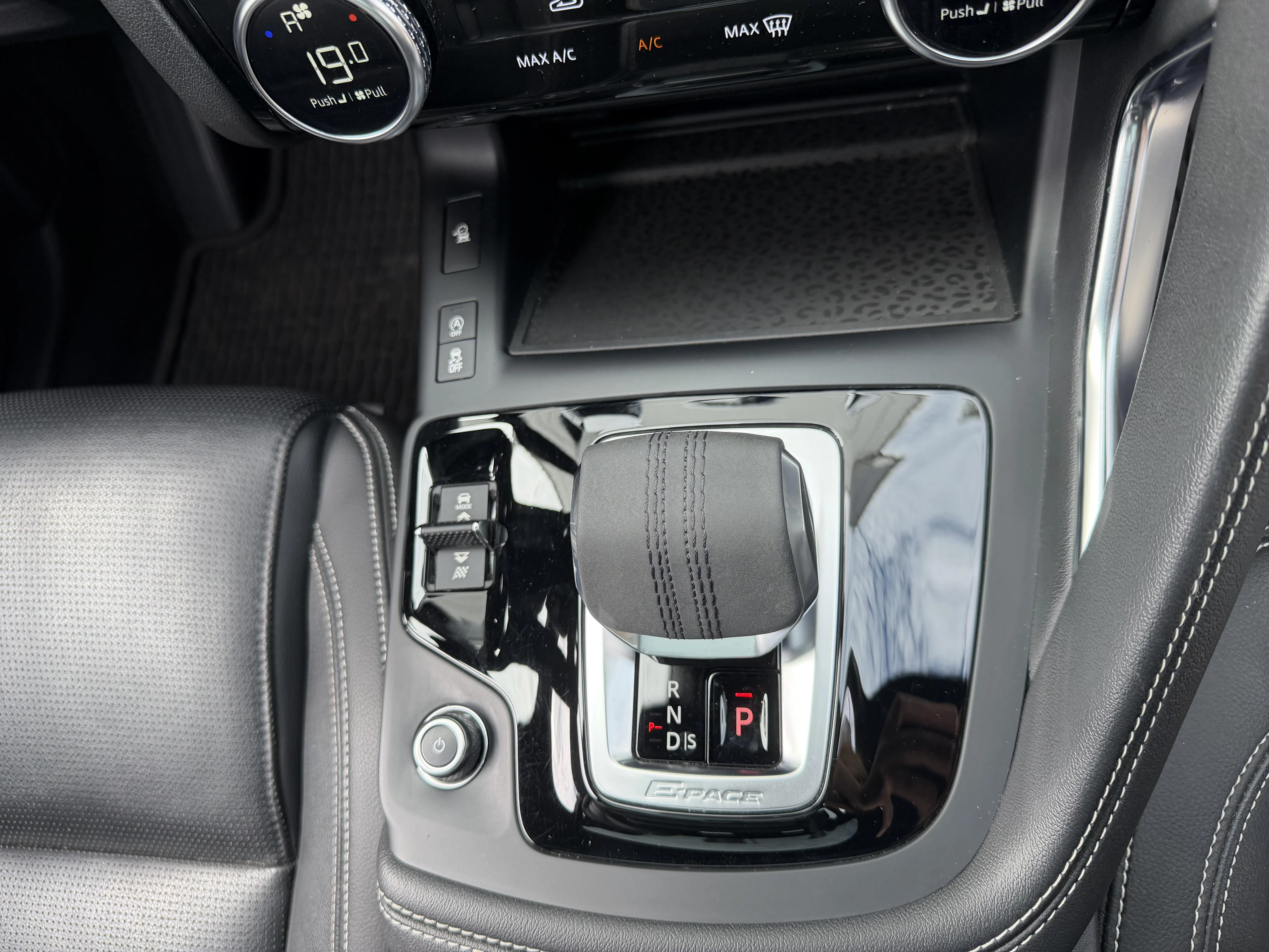 Jaguar E-PACE D165 R-Dynamic S