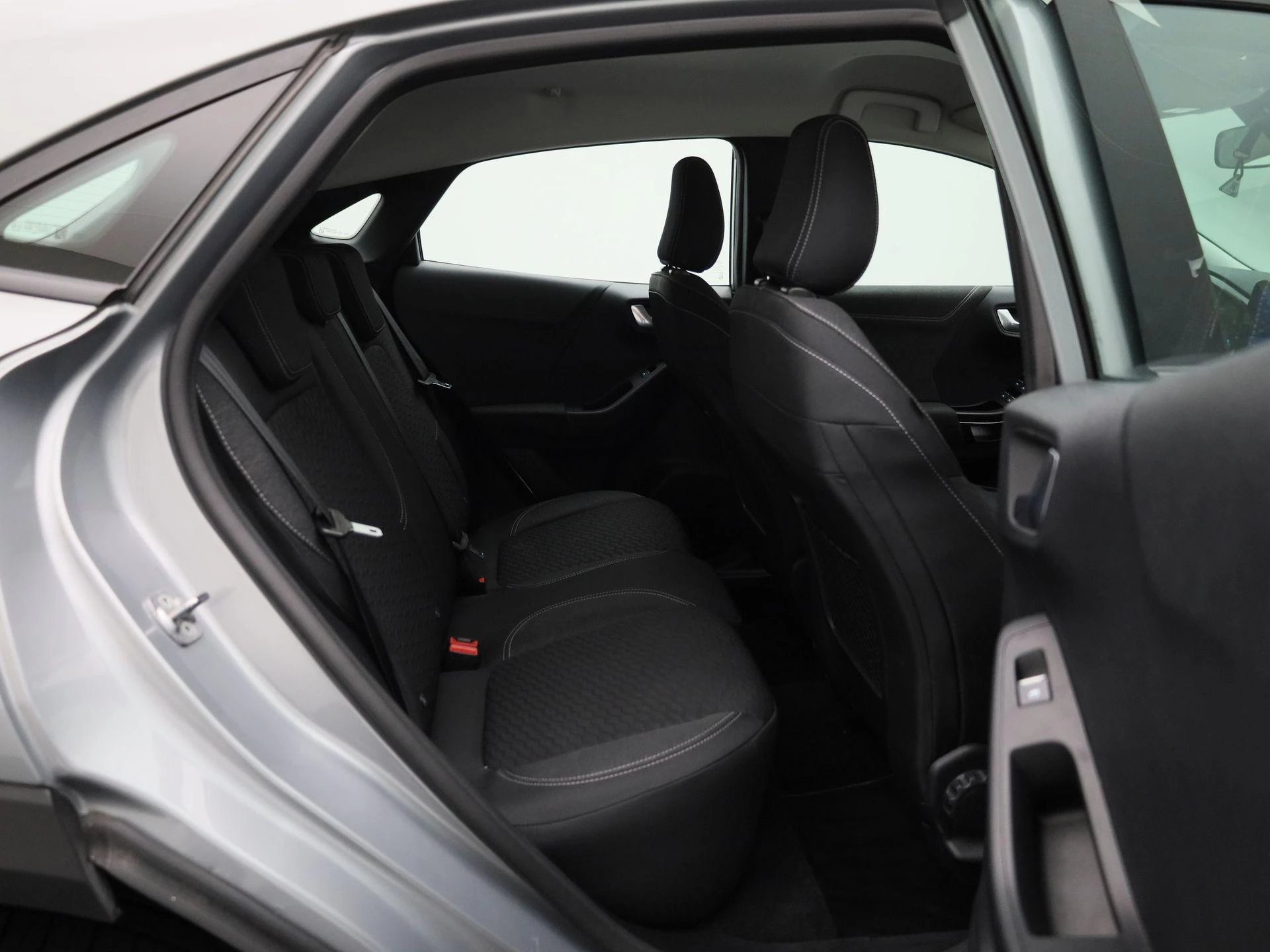 Ford-Puma-image-32