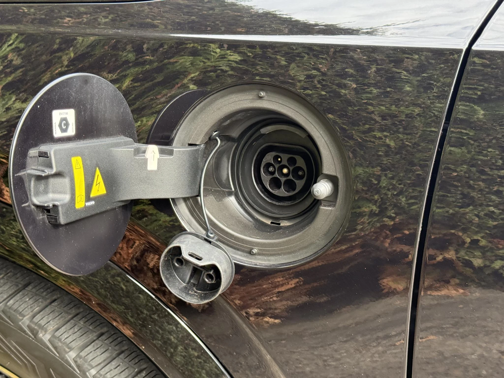 Volvo-XC90-image-18