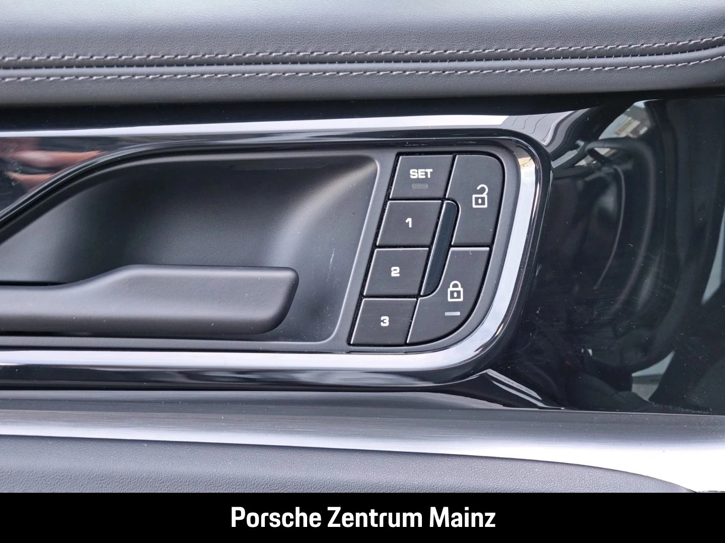 Porsche Panamera 4S E-Hybrid HA-Lenkung Head-Up BOSE -
