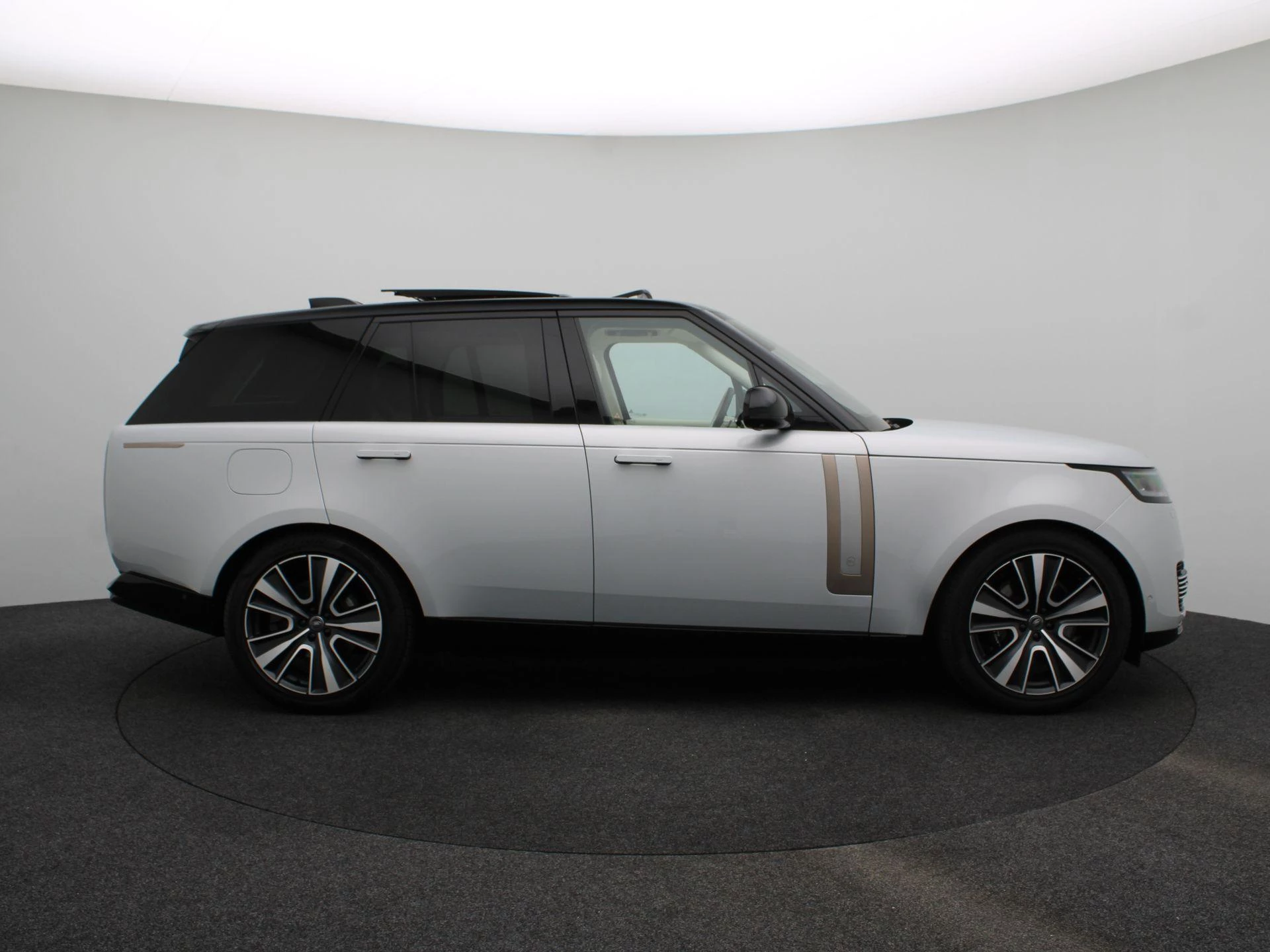 Land Rover Range Rover 3.0 P510e SV PHEV