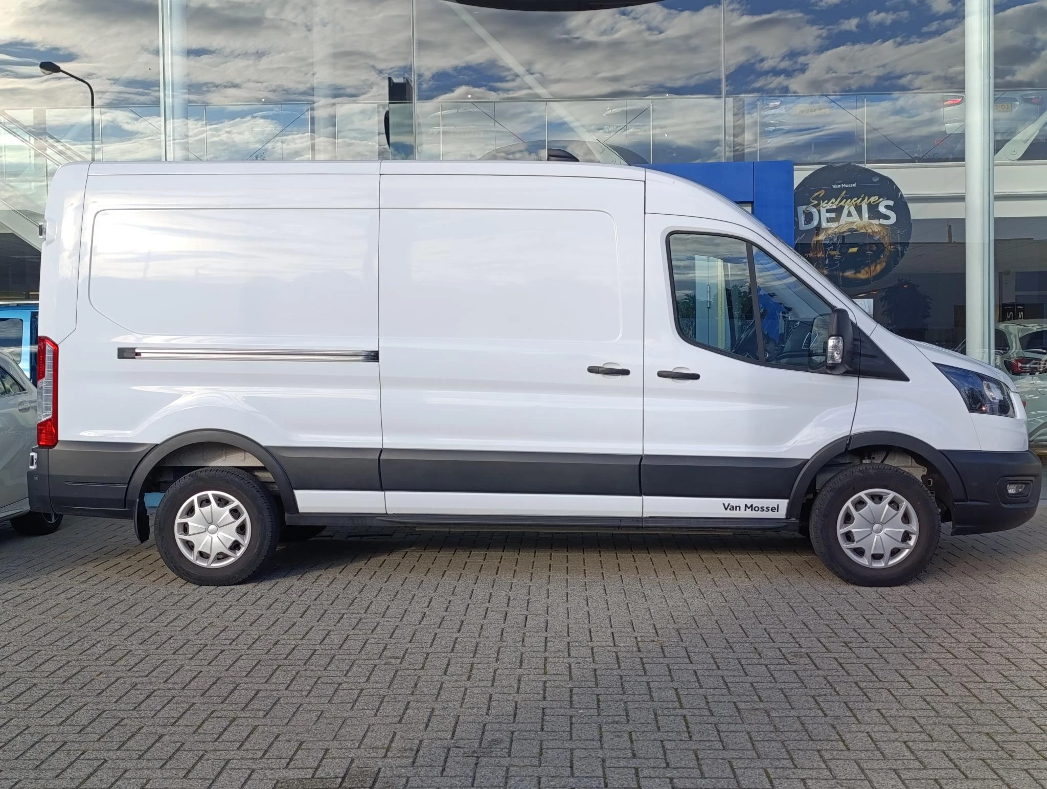 Ford-E-Transit-image-1