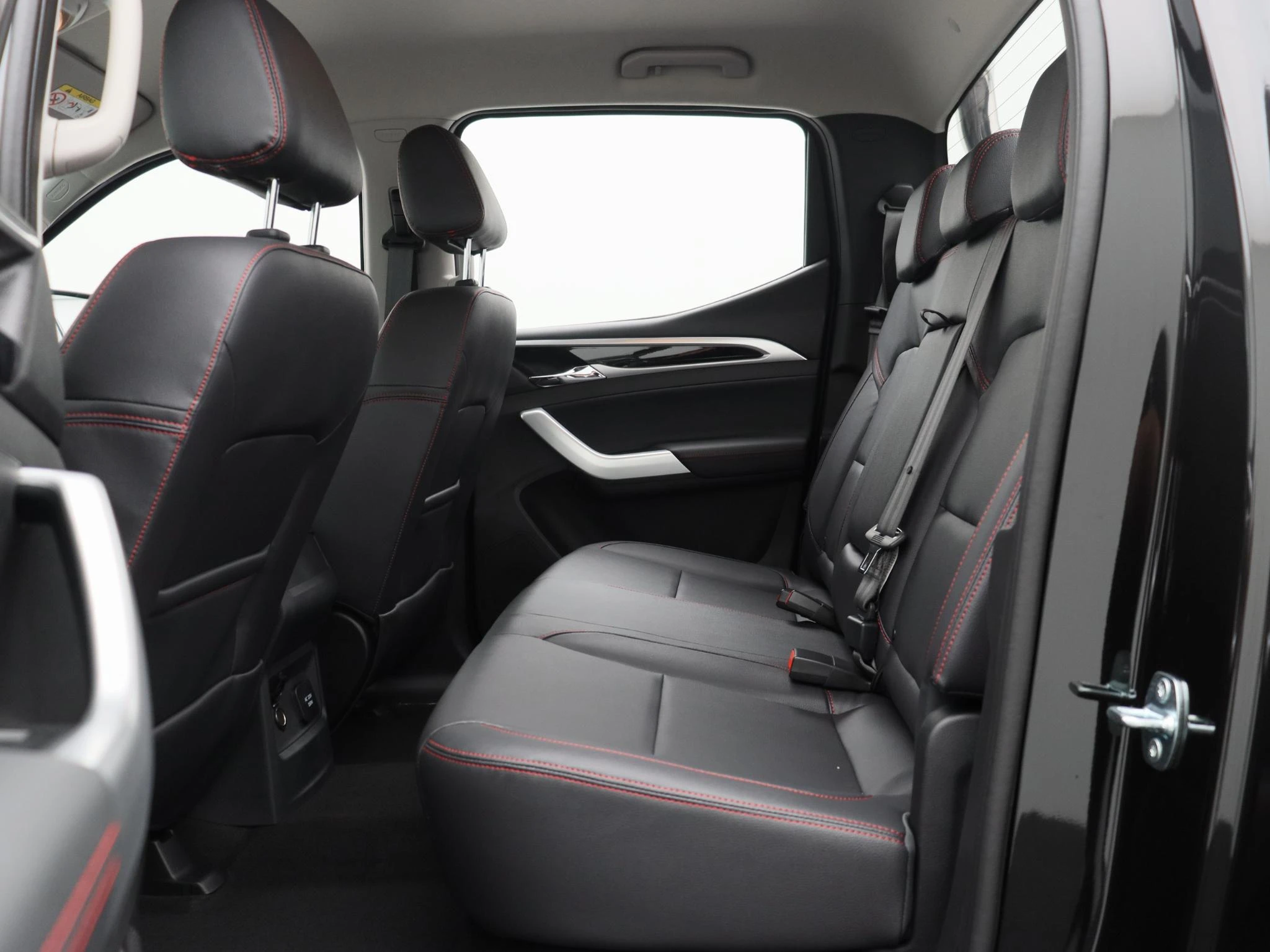 Maxus-T90 EV-image-30