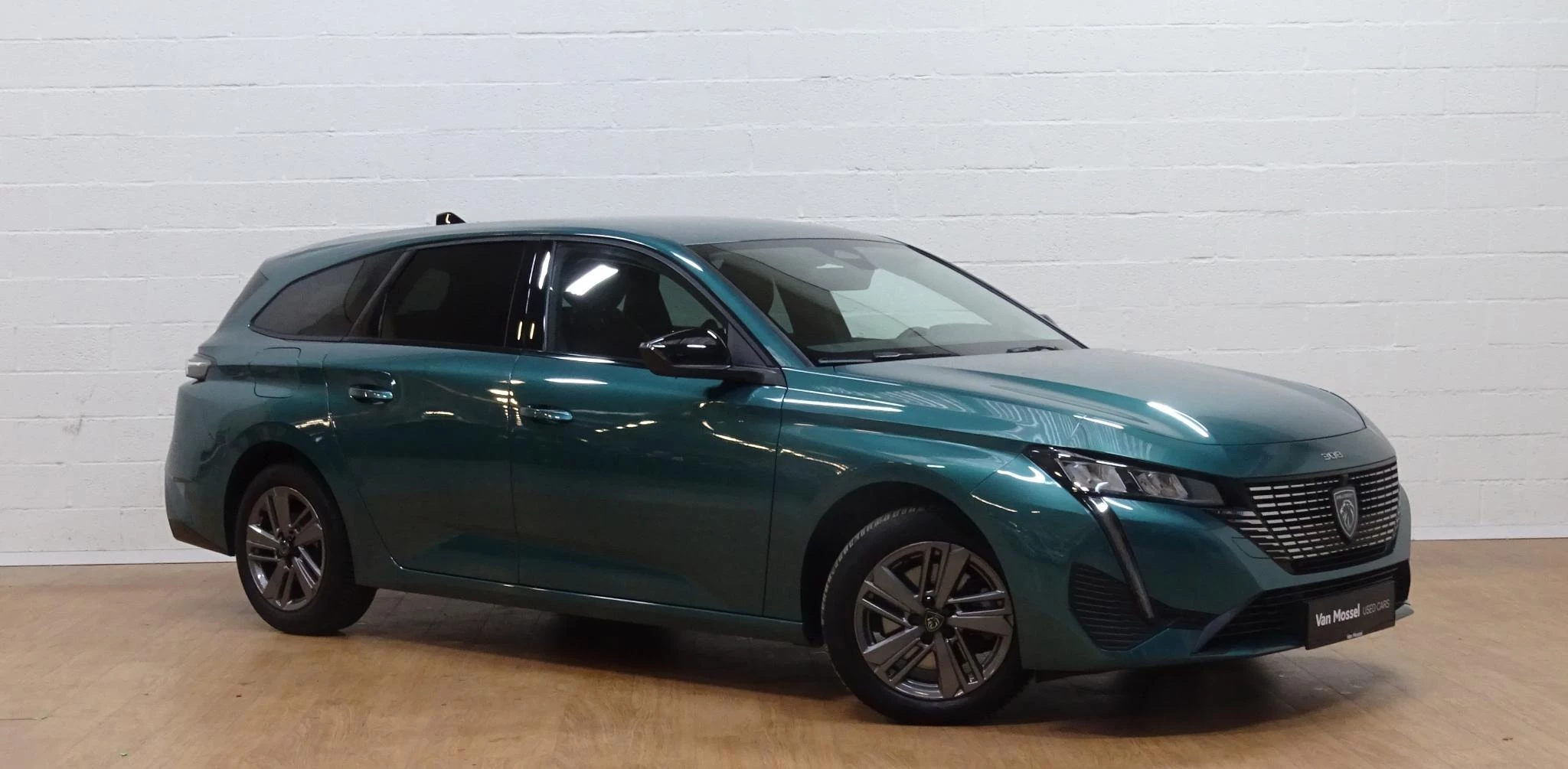 Peugeot 308 sw 1.2T Allure automaat