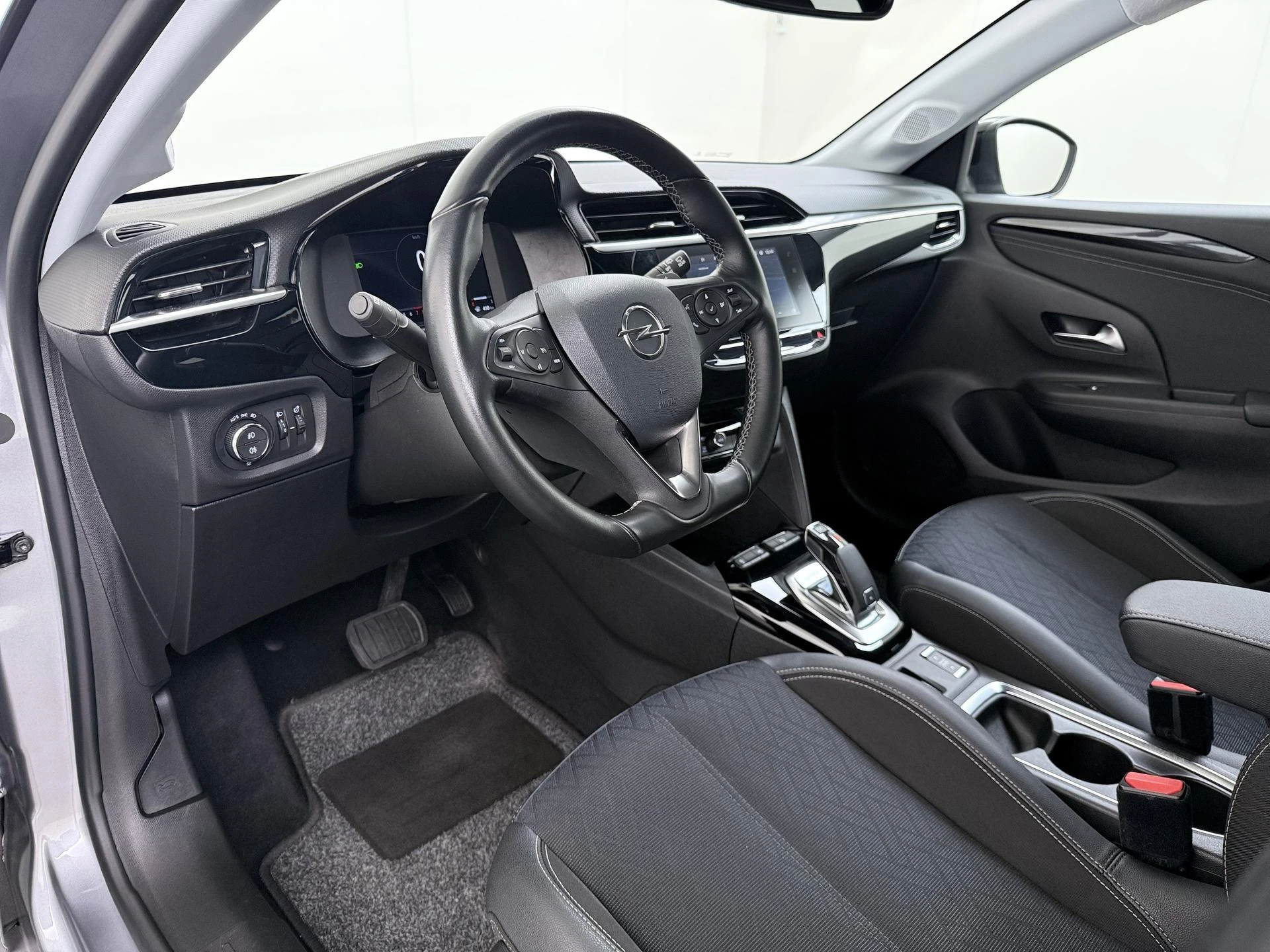 Opel-Corsa-image-16