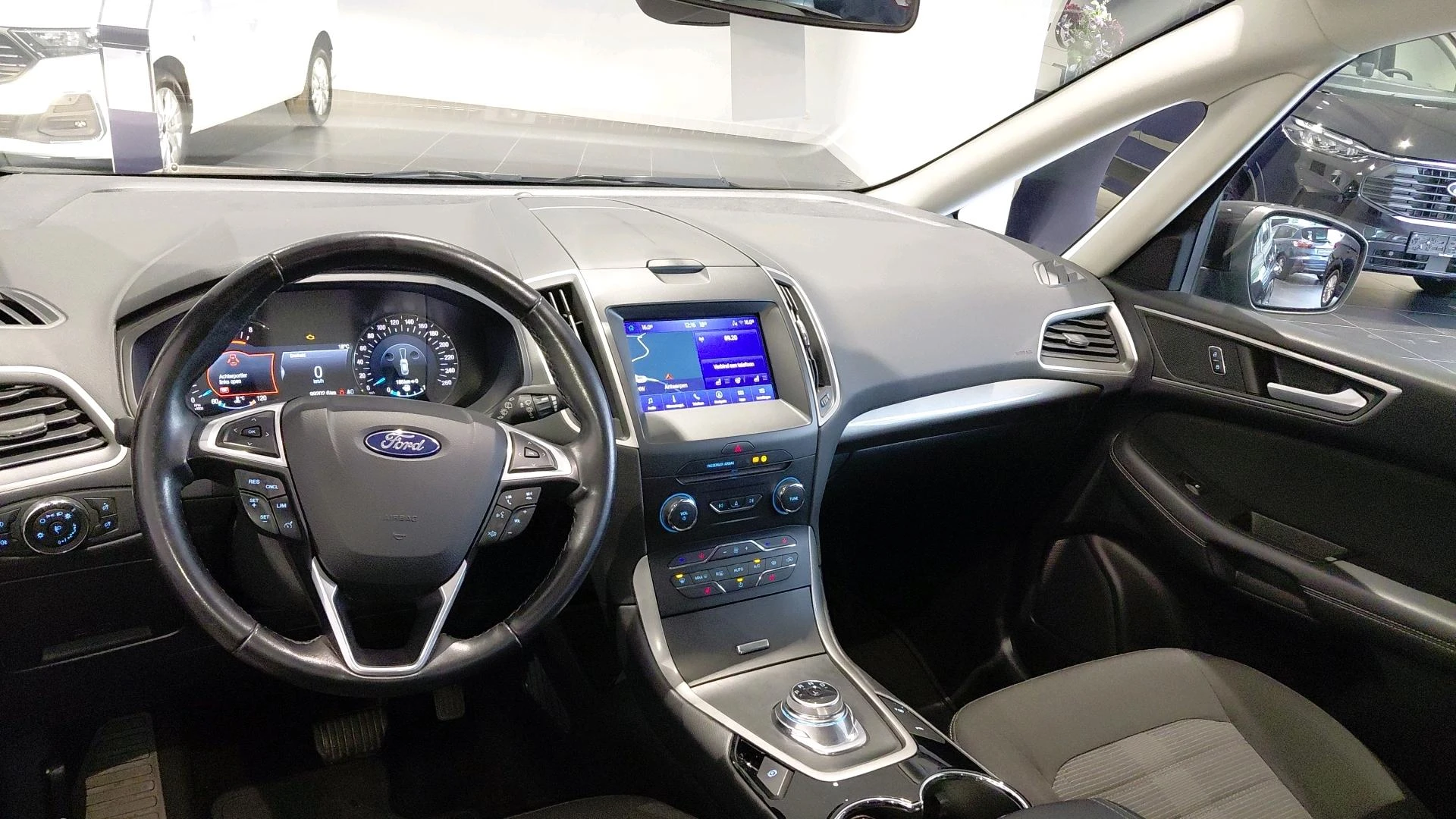 Ford-Galaxy-image-8