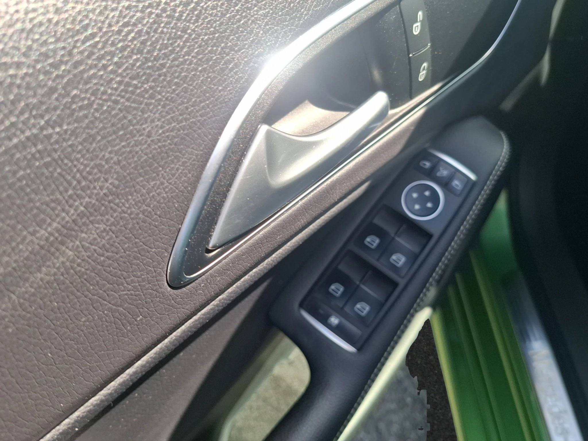 Mercedes-Benz-A-Klasse-image-15