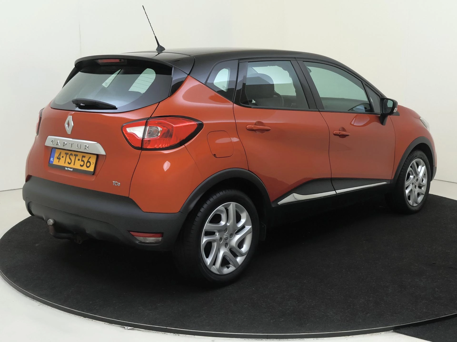 Renault-Captur-image-3