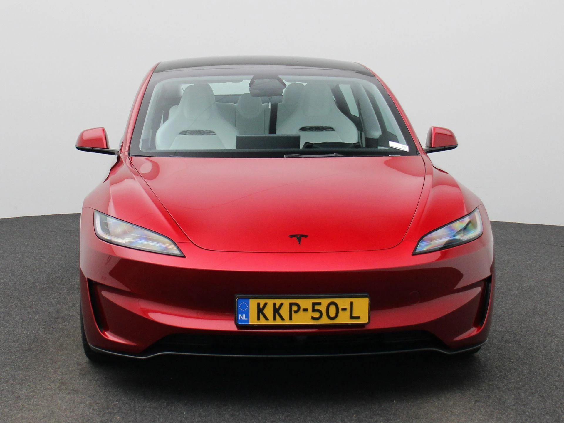 Tesla-Model 3-image-2
