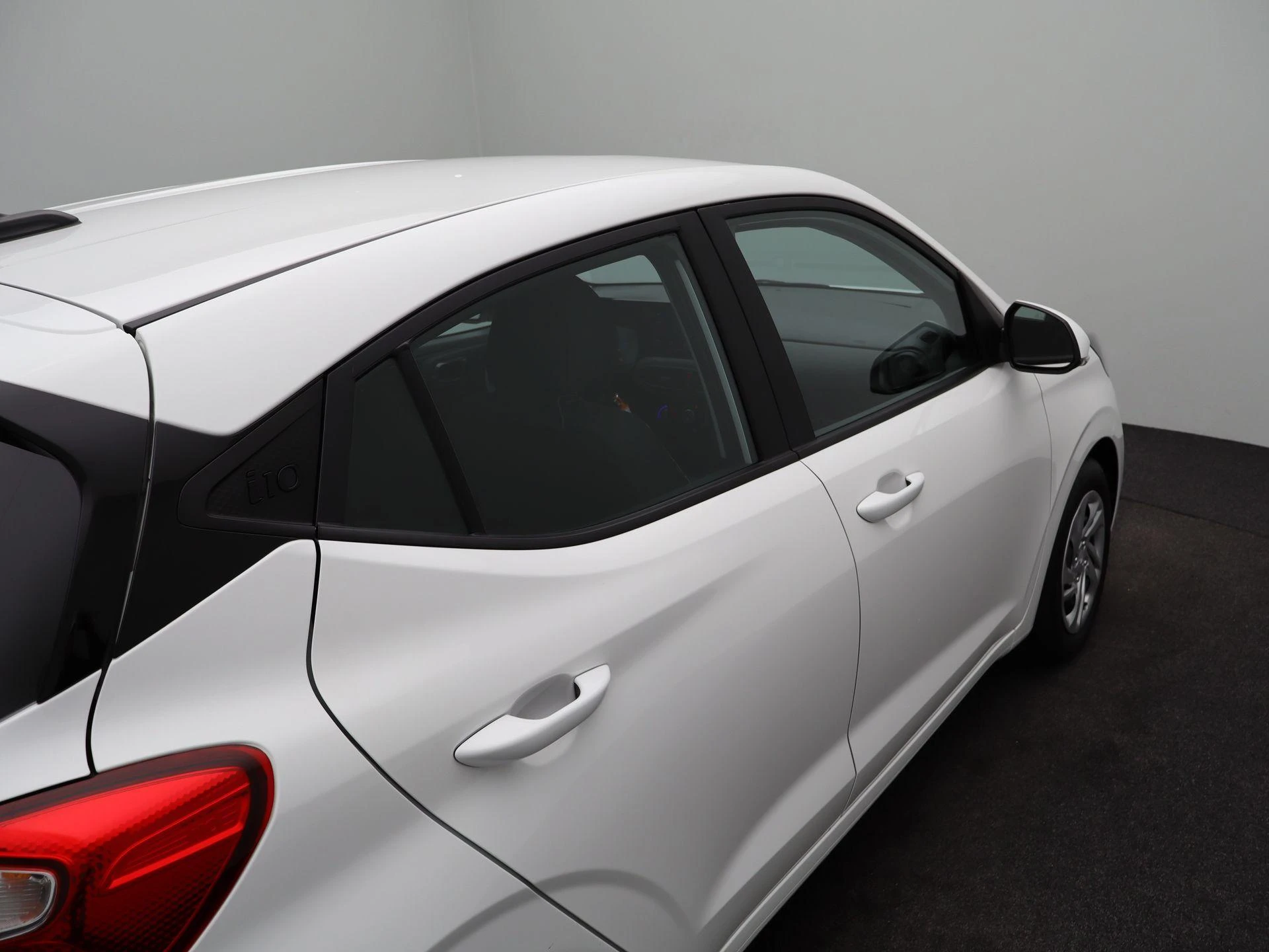 Hyundai-i10-image-37