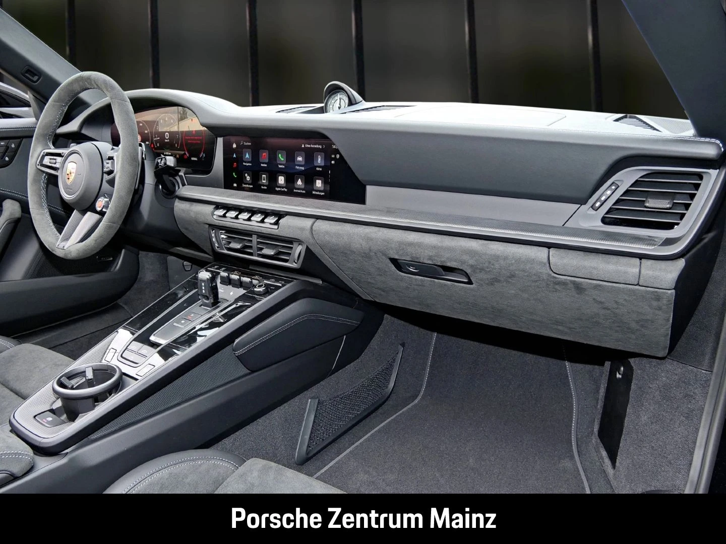 Porsche-911-image-18