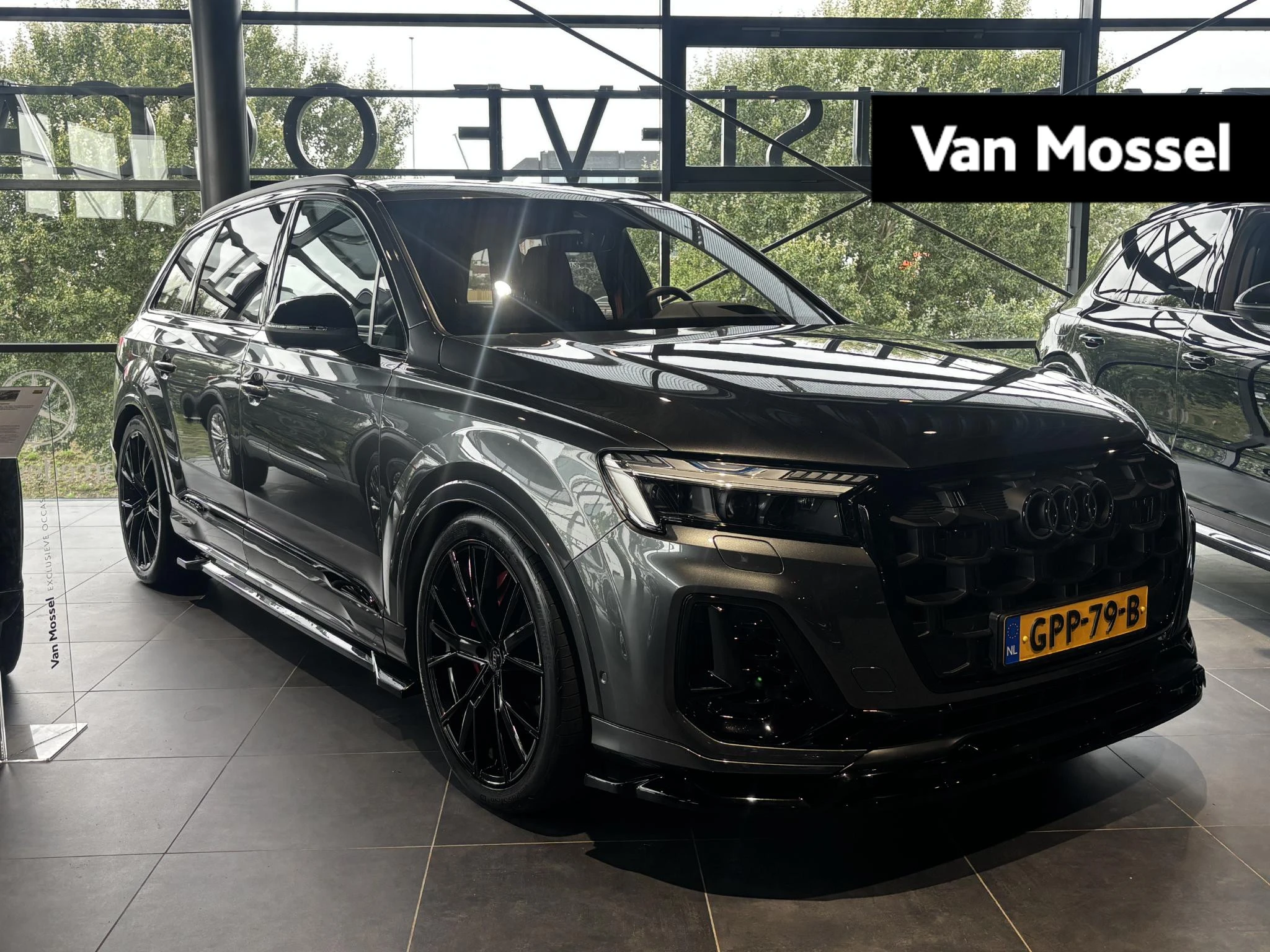 Audi-Q7-image-0