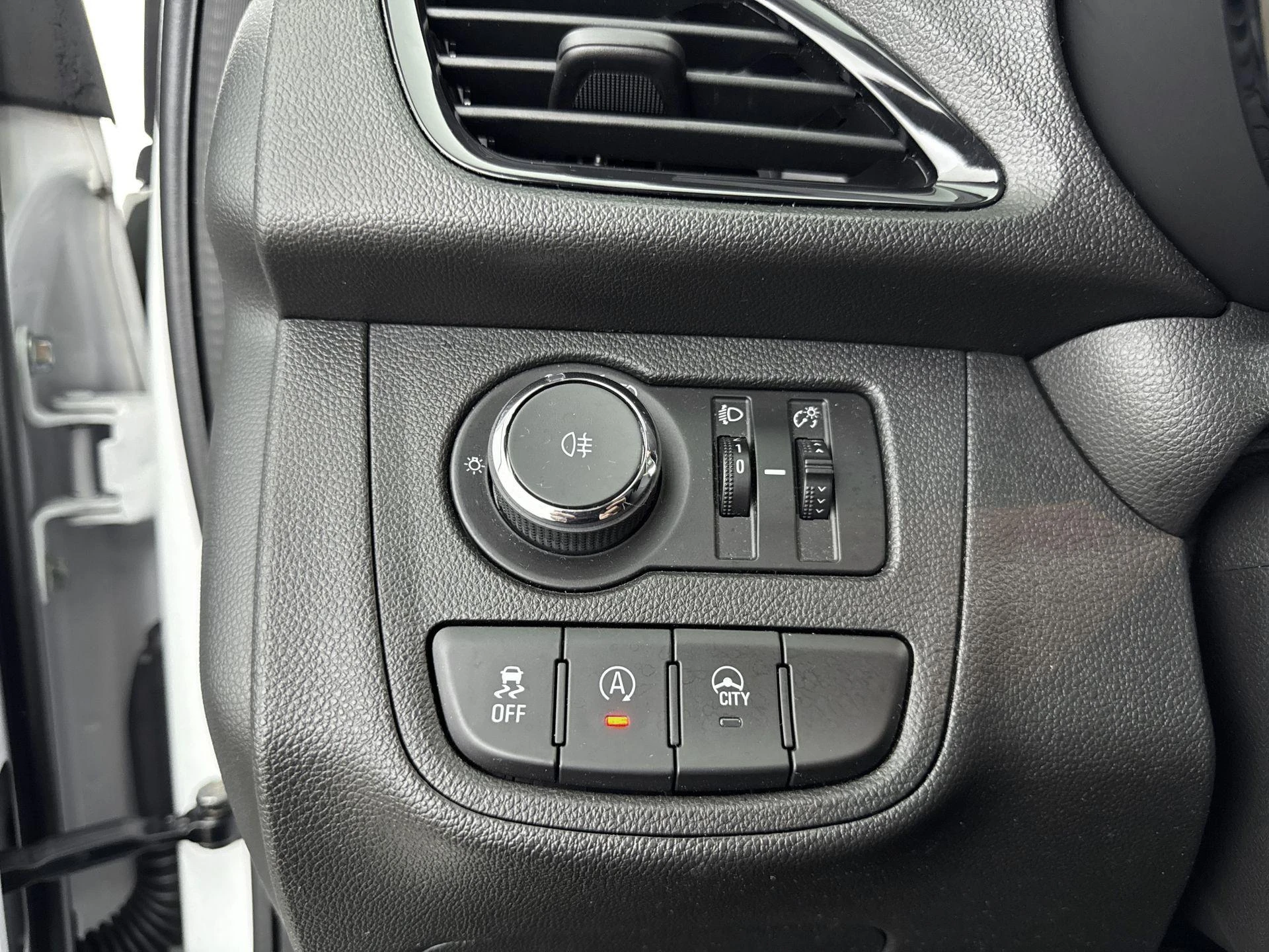 Opel-KARL-image-17