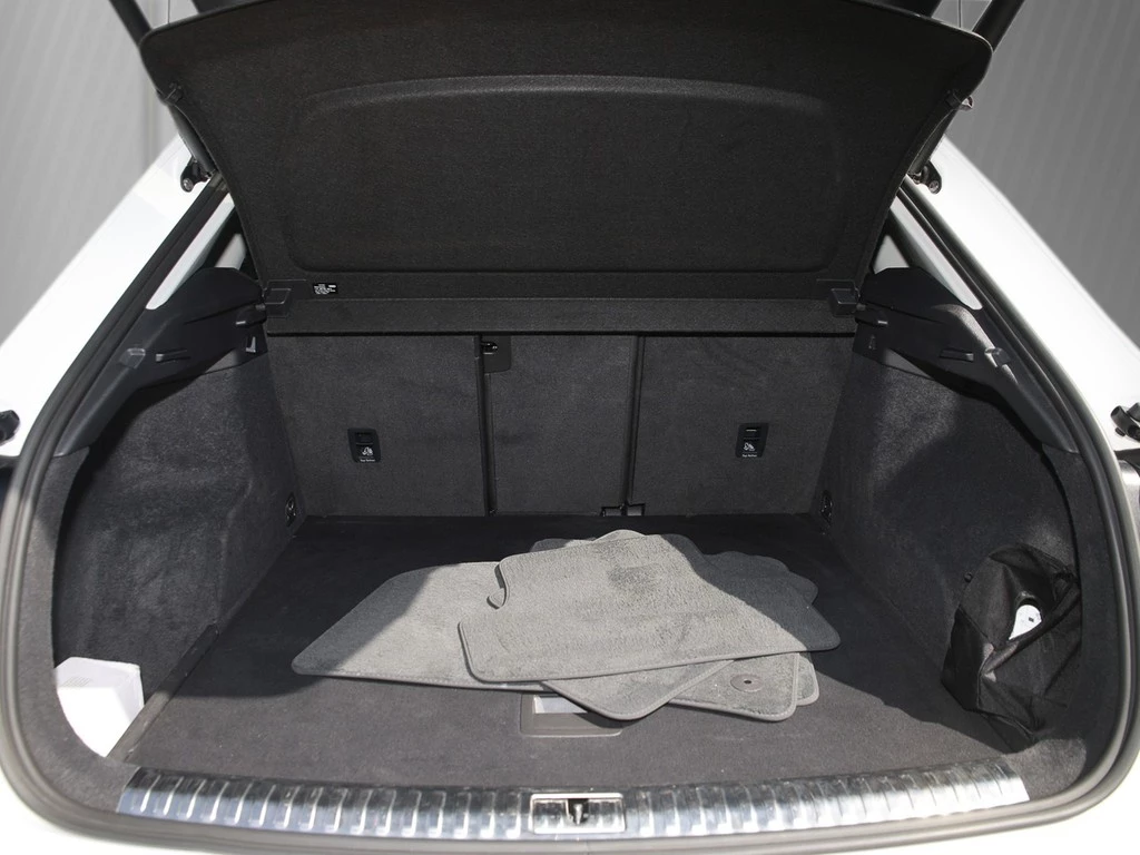 Audi Q3 40 TDI advanced Navi Matrix AHK Kamera PDC+