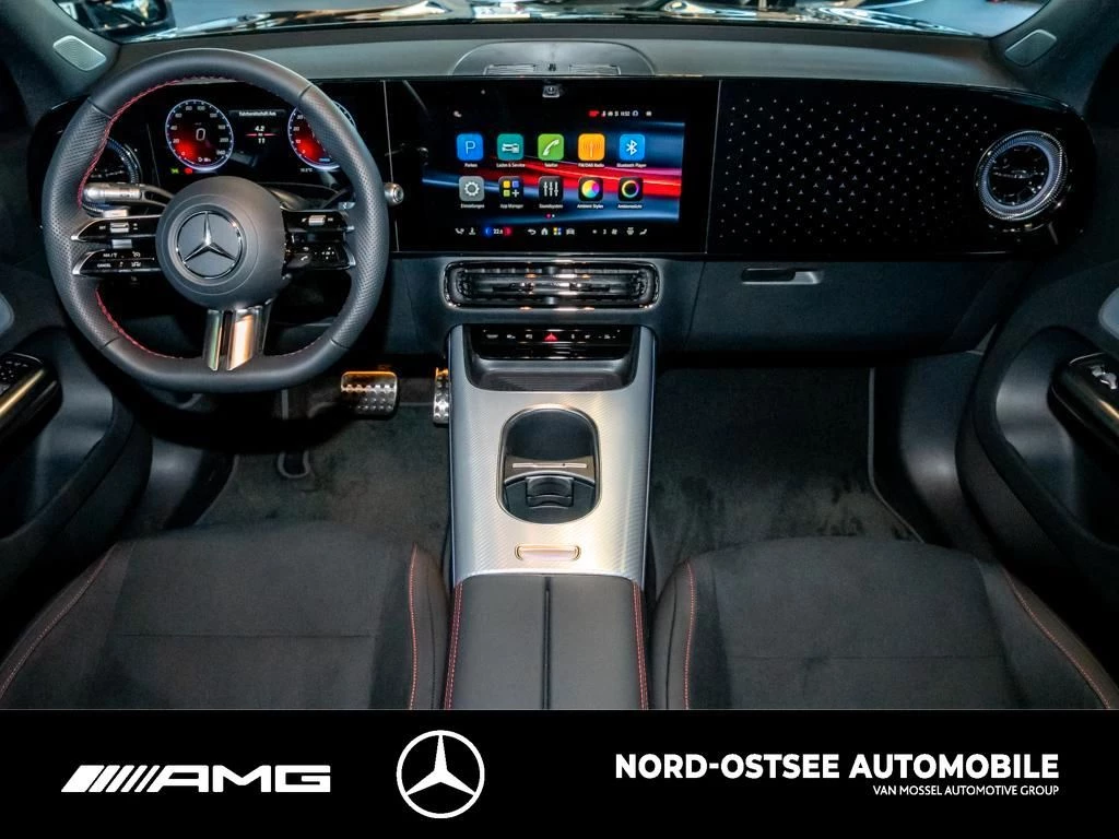 Mercedes-Benz-GLB-image-11