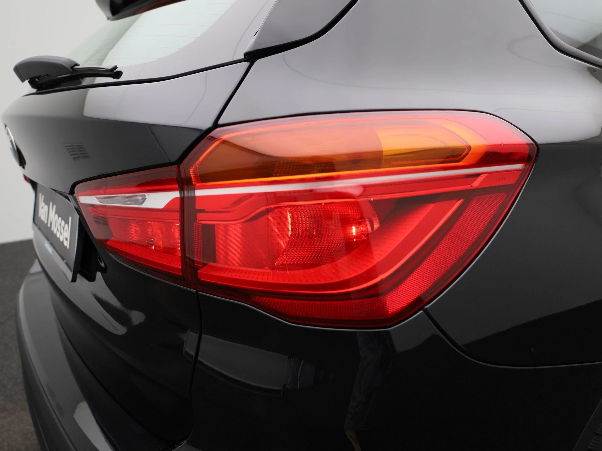 BMW X1 sDrive18iA (100 kW)