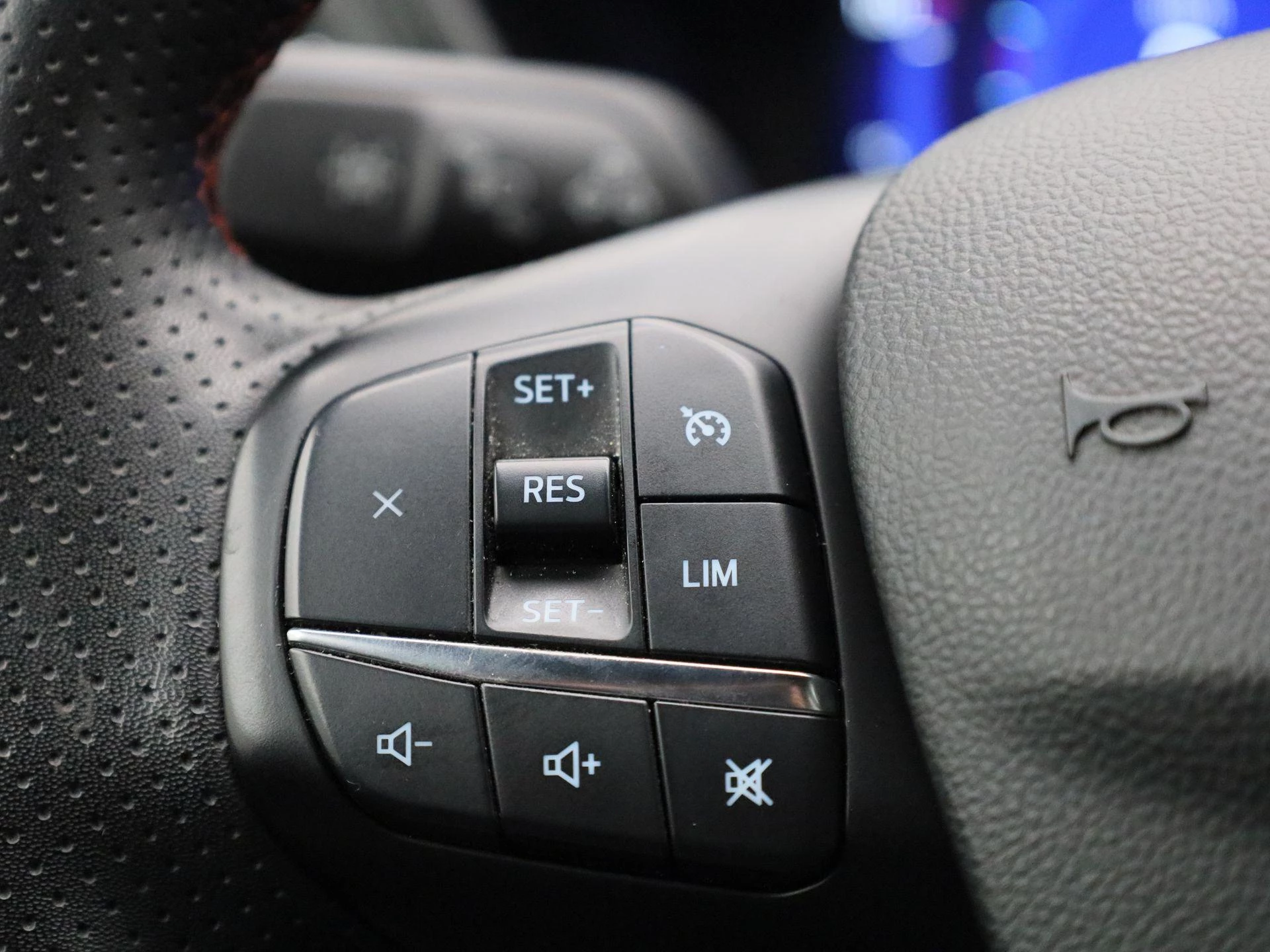 Ford-Kuga-image-19