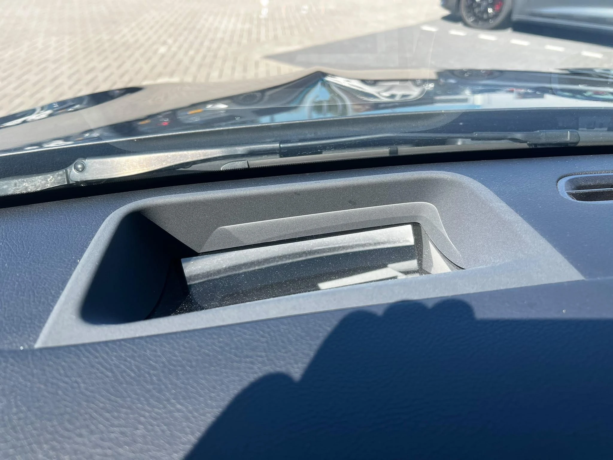 Mercedes-Benz-CLA-image-5