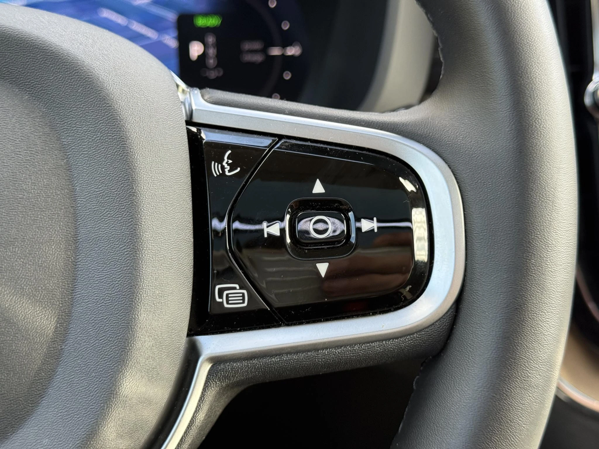 Volvo-XC60-image-28