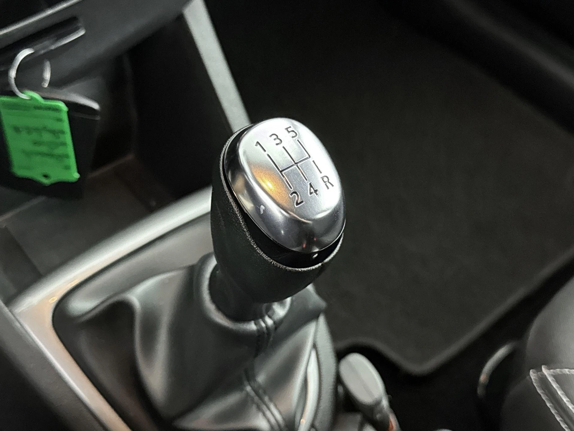 Renault-Clio-image-22