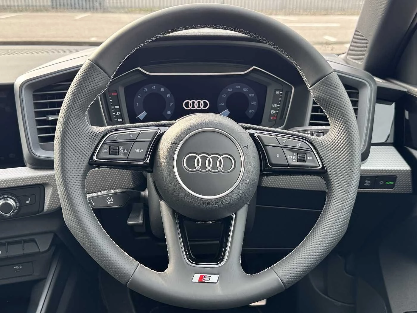 Audi-A1 Sportback-image-8