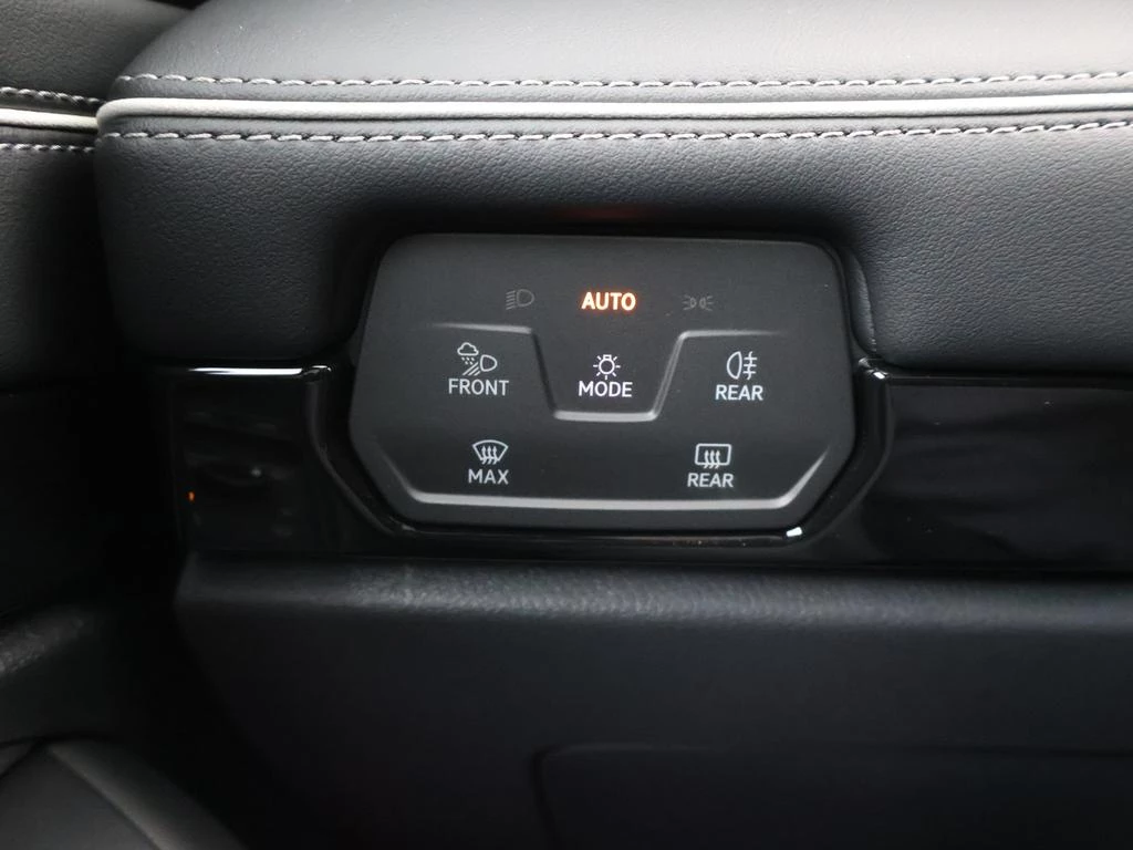 Volkswagen ID.7 Tourer Pro Business Premium 77 kWh 286PK * DEMO *