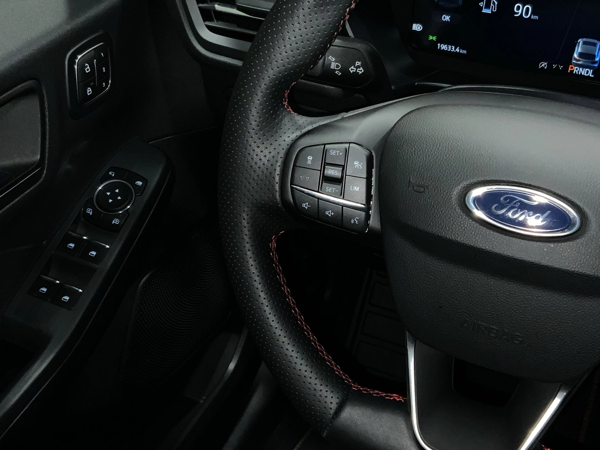 Ford-Kuga-image-16