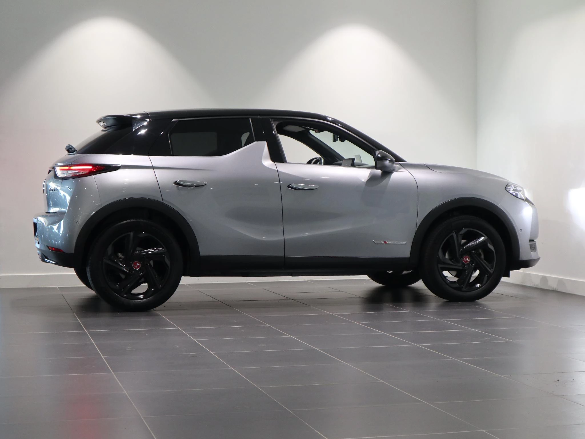 DS DS 3 Crossback E-Tense Performance Line+