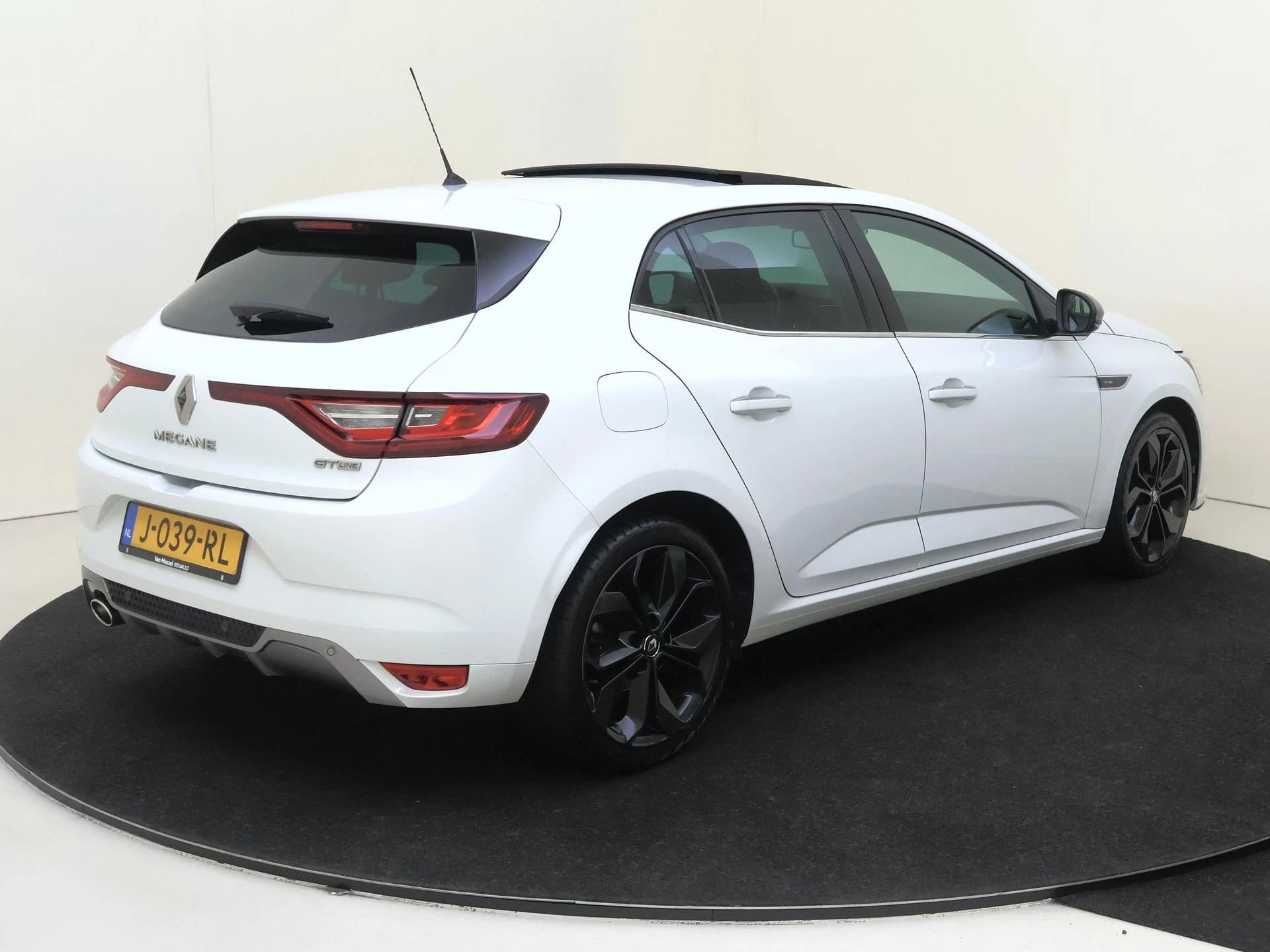 Renault-Mégane-image-3