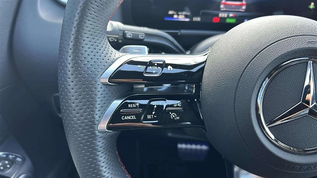 Mercedes-Benz-EQA-image-11
