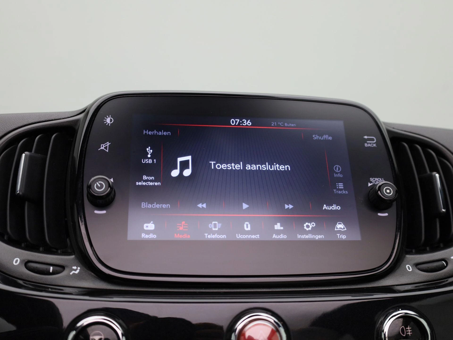 Fiat-500C-image-20