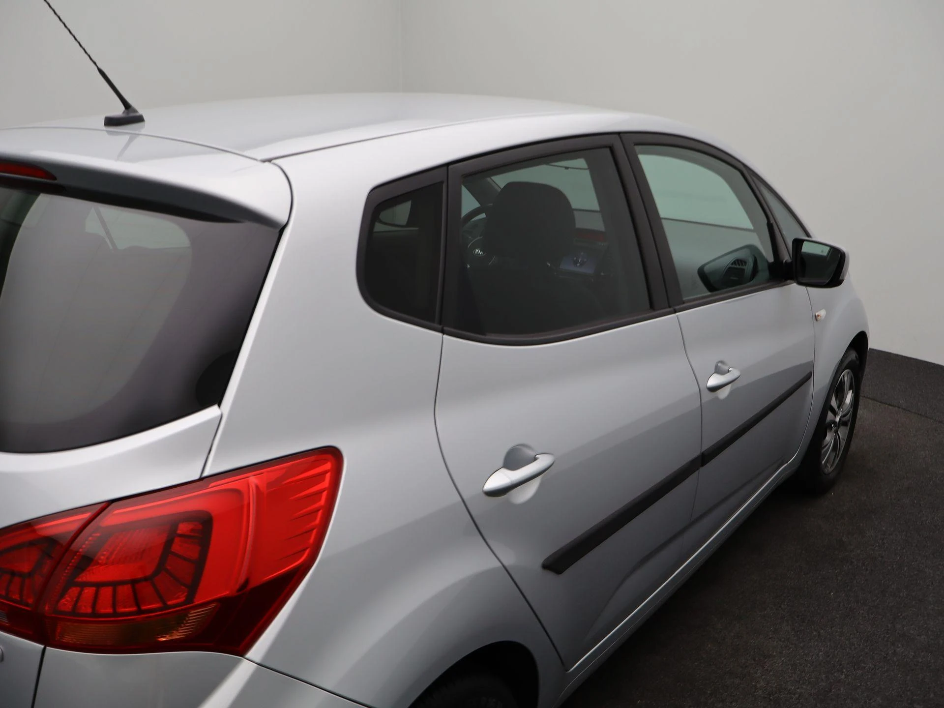 Kia-Venga-image-41