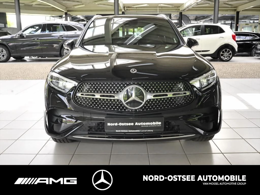 Mercedes-Benz GLC 300 d 4M AMG KAMERA AHK DISTRONIC KEYLESS AMG Line