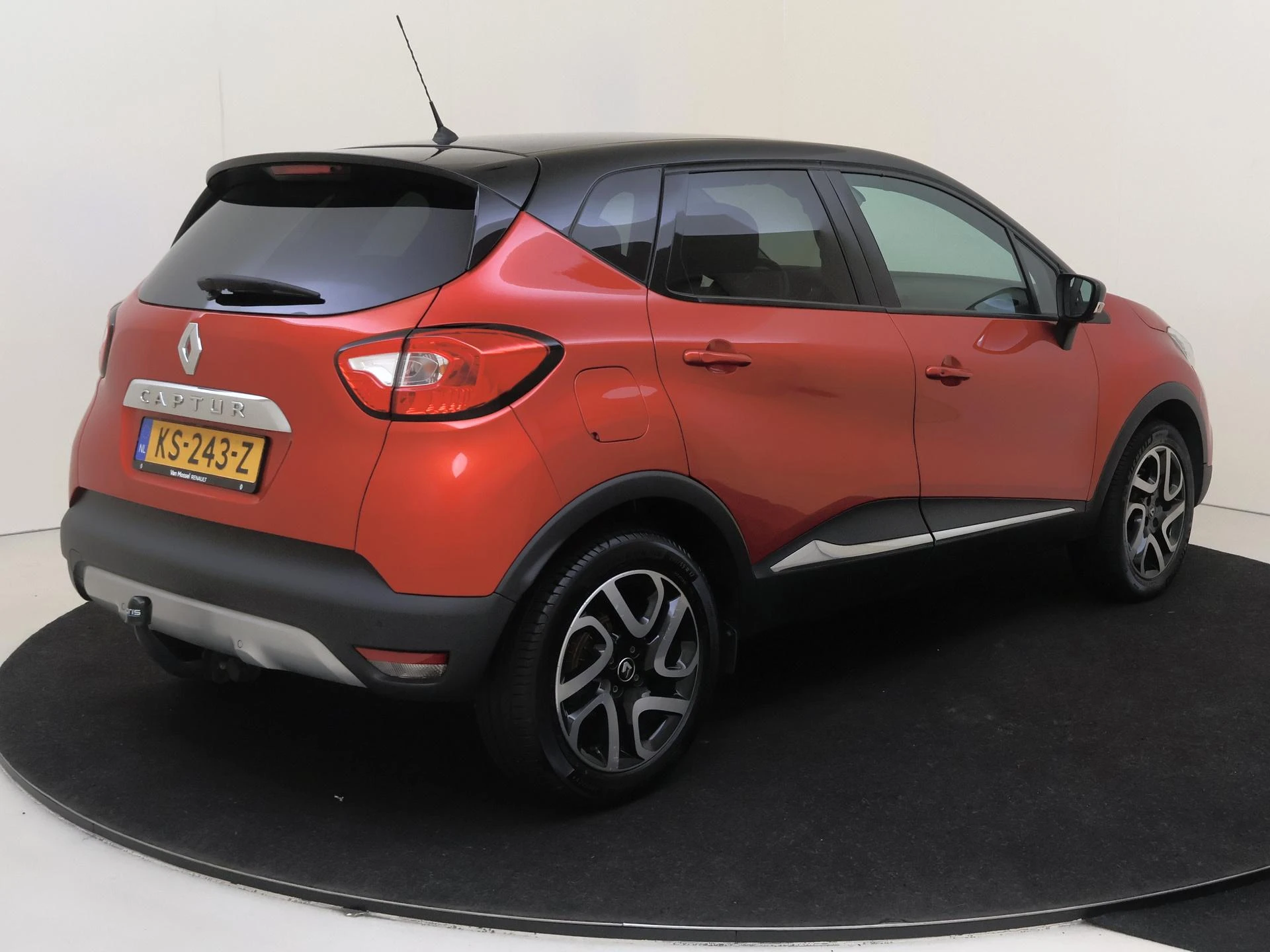 Renault-Captur-image-3