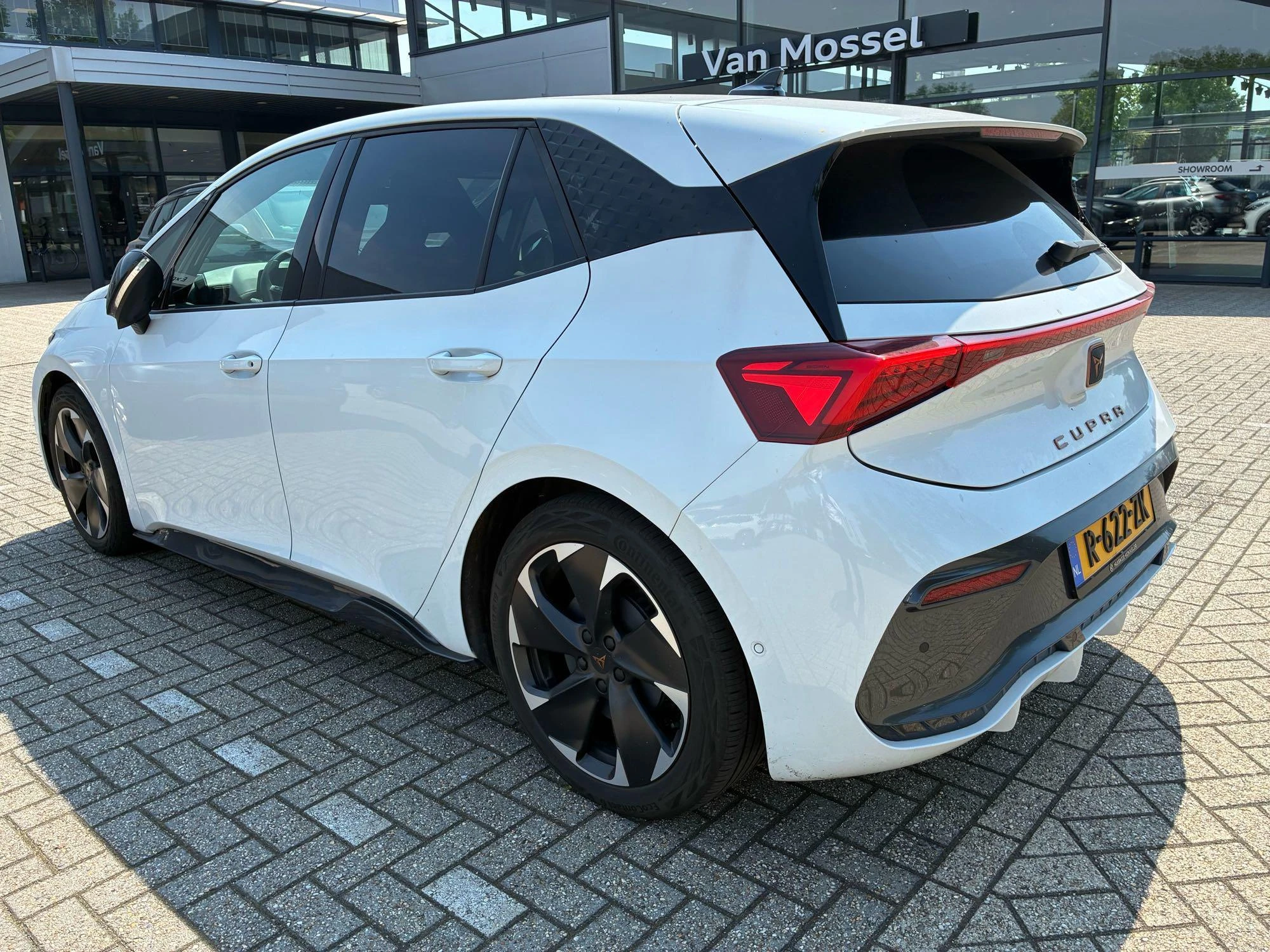 CUPRA Born Adrenaline 82 kWh